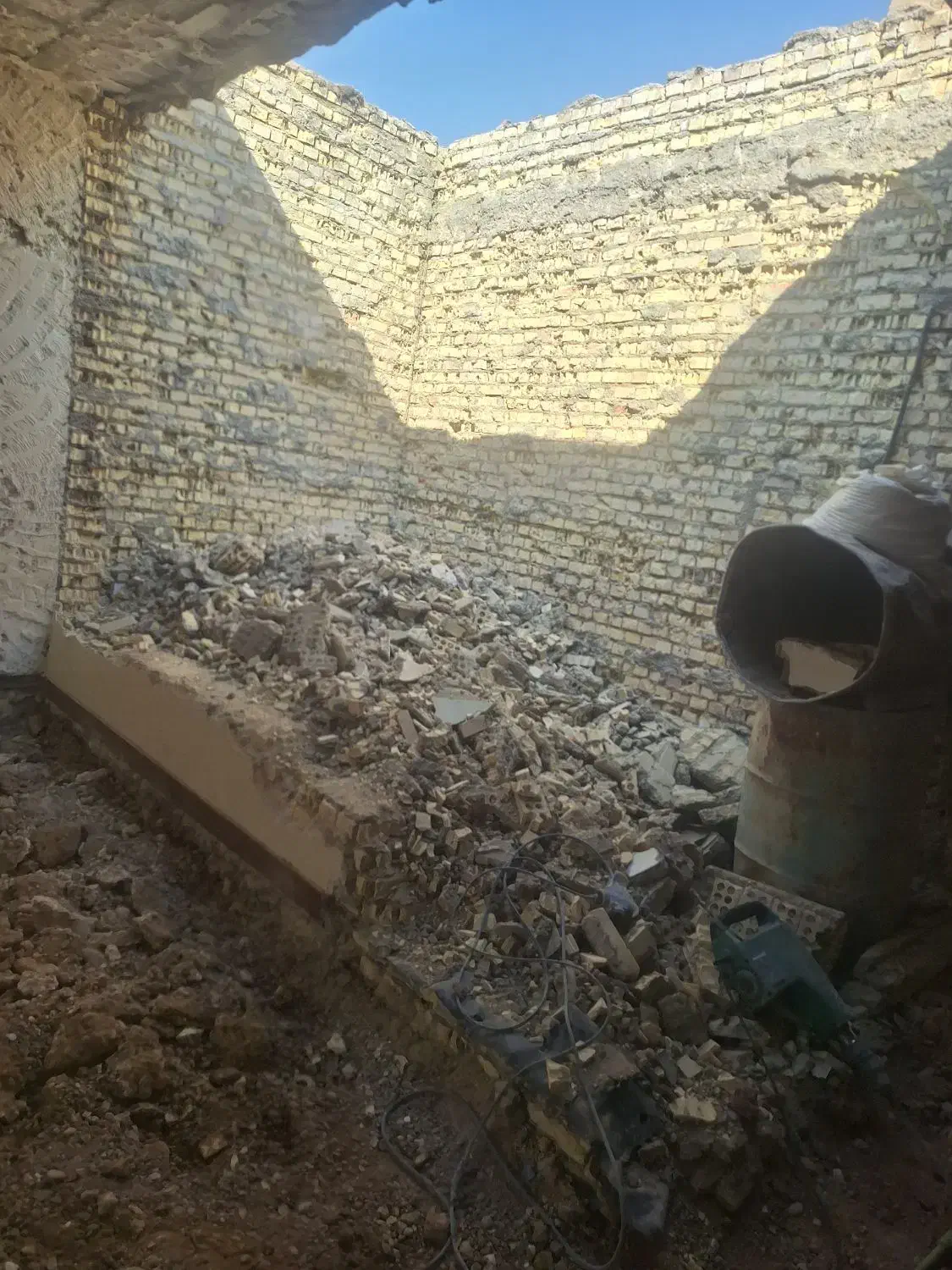 تخریب و تعمیر ساختمان|خدمات پیشه و مهارت|اهواز, گلستان|دیوار