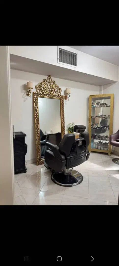 لوازم سالن زیبایی|آرایشگاه و سالن‌های زیبایی|گرمدره, |دیوار