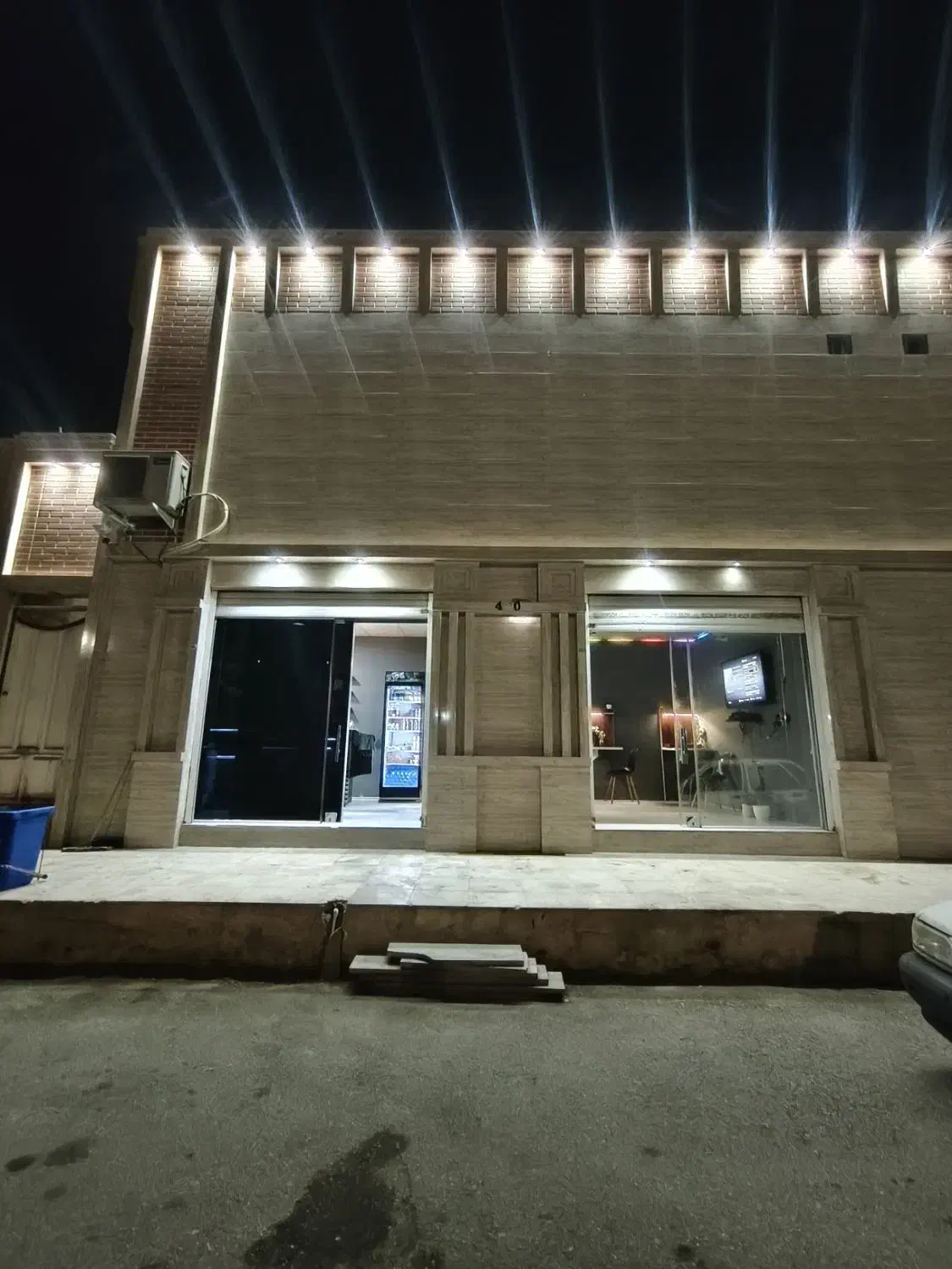 نیازمند کار جو خانم در کافه|استخدام خدمات فروشگاه و رستوران|اهواز, کیانشهر|دیوار