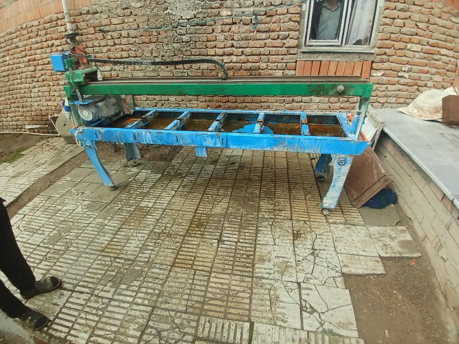 سنگبر|ماشین‌آلات صنعتی|اردبیل, |دیوار