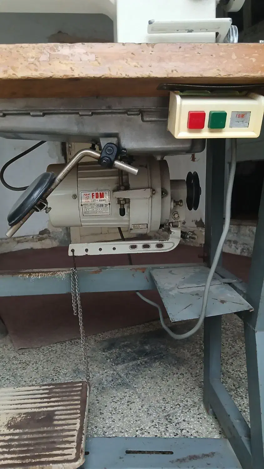 چرخ خیاطی|چرخ خیاطی و ریسندگی|سیمین شهر, |دیوار