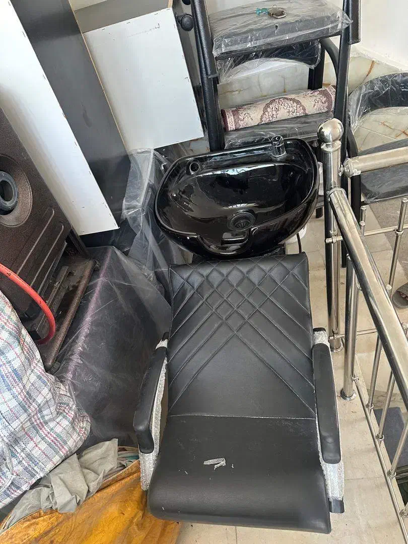 وسایل آرایشگاه|آرایشگاه و سالن‌های زیبایی|شیراز, محراب|دیوار