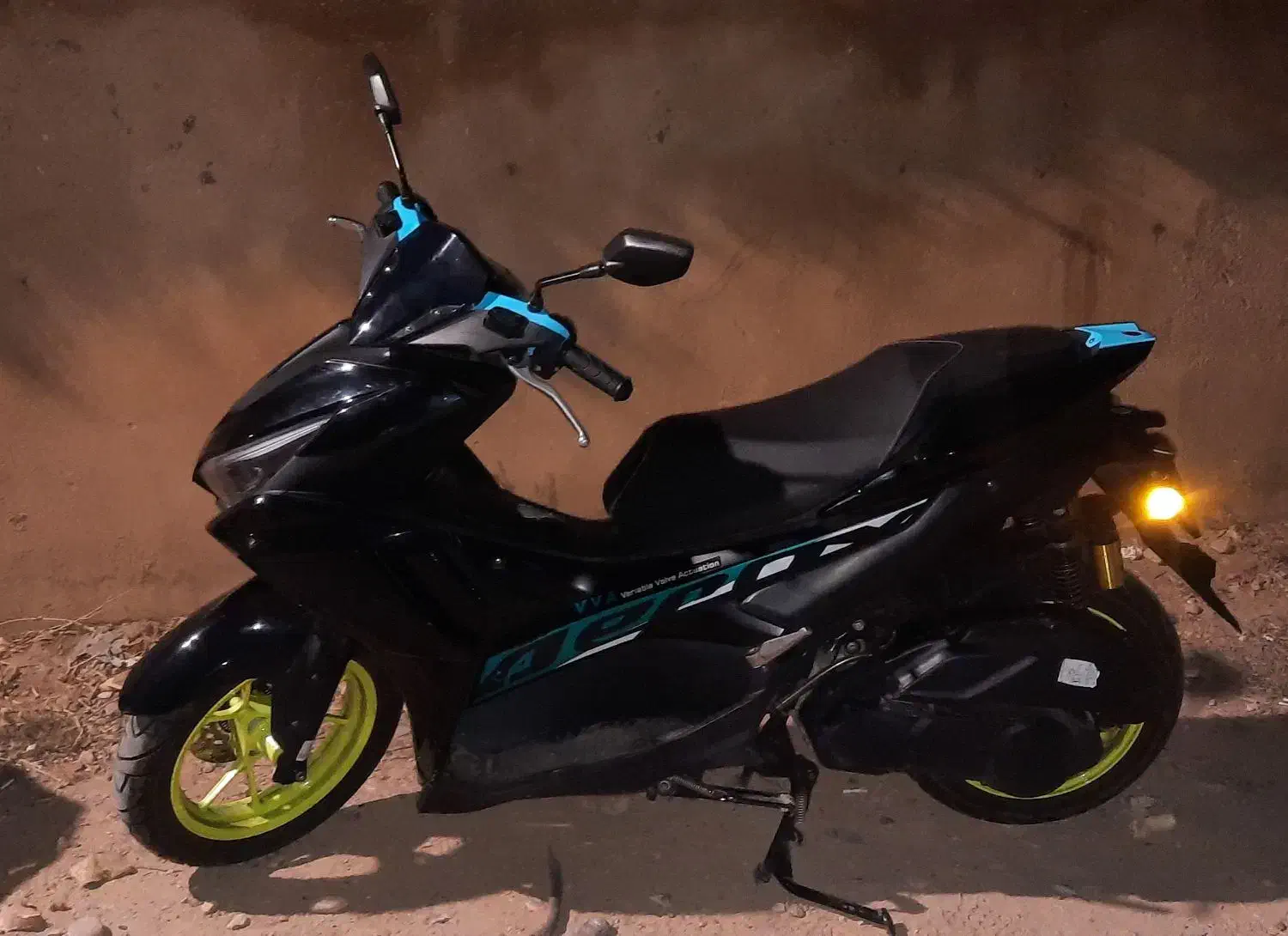 موتورسیکلت آیروکس ۱۸۰هانی|موتورسیکلت|شیراز, گلکوب|دیوار