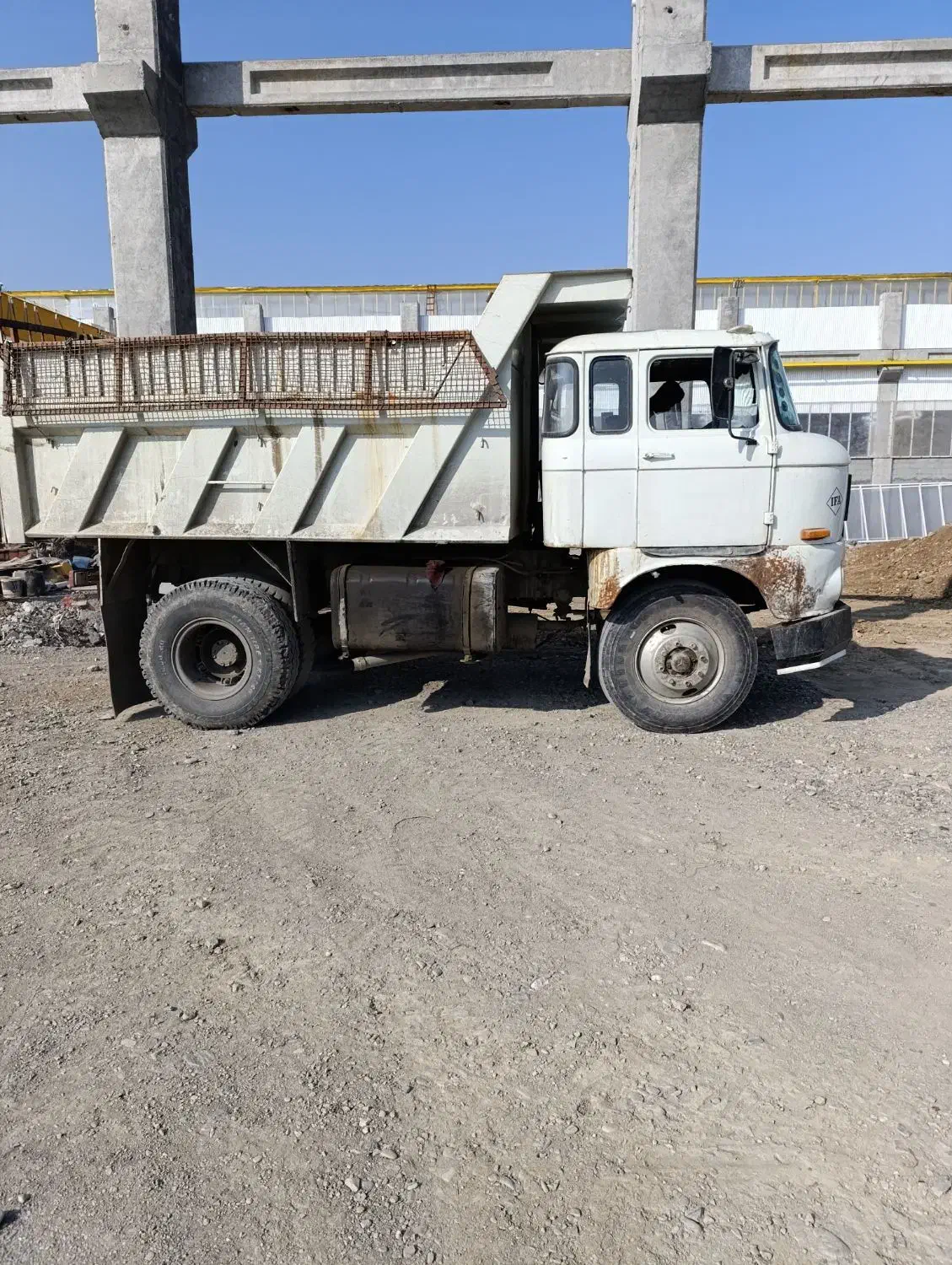 خدمات لودر وکمپرسی|خدمات پیشه و مهارت|گلبهار, شهر جدید گلبهار|دیوار