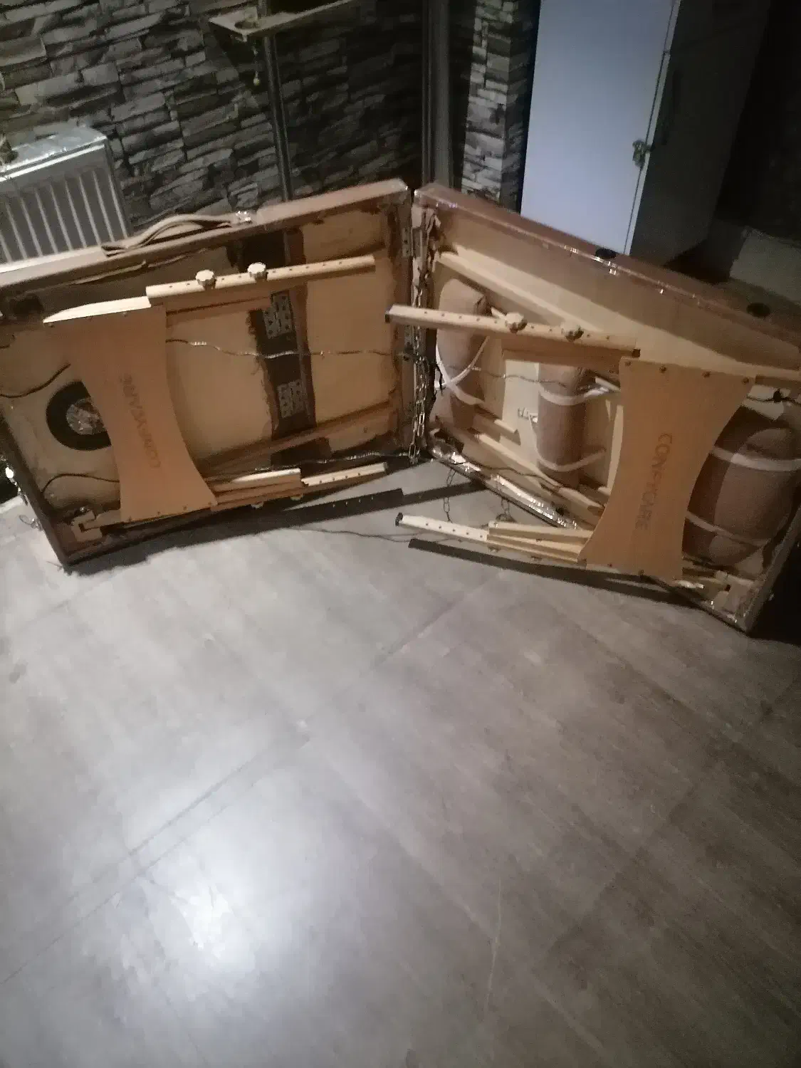 تخت ماساژ|آرایشی، بهداشتی، درمانی|تبریز, |دیوار