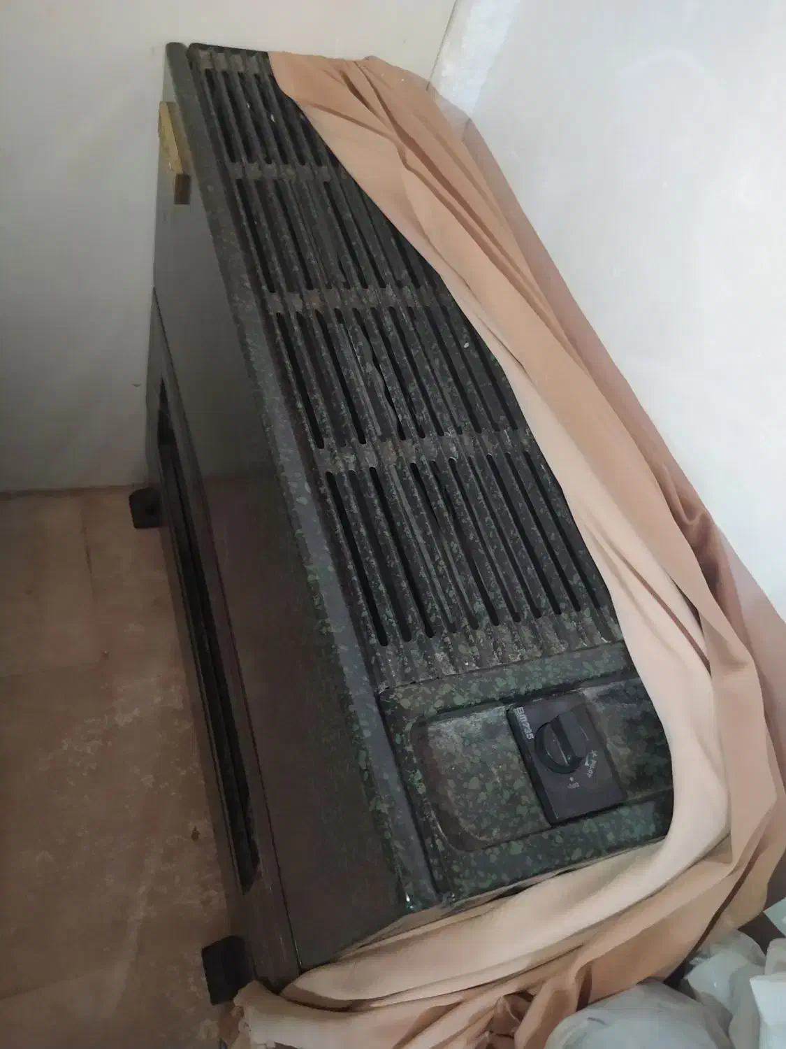 بخاری مهیا گاز۱۰۰۰۰ کاملا سالم|بخاری، هیتر، شومینه|شاهینشهر, خانه کارگر|دیوار