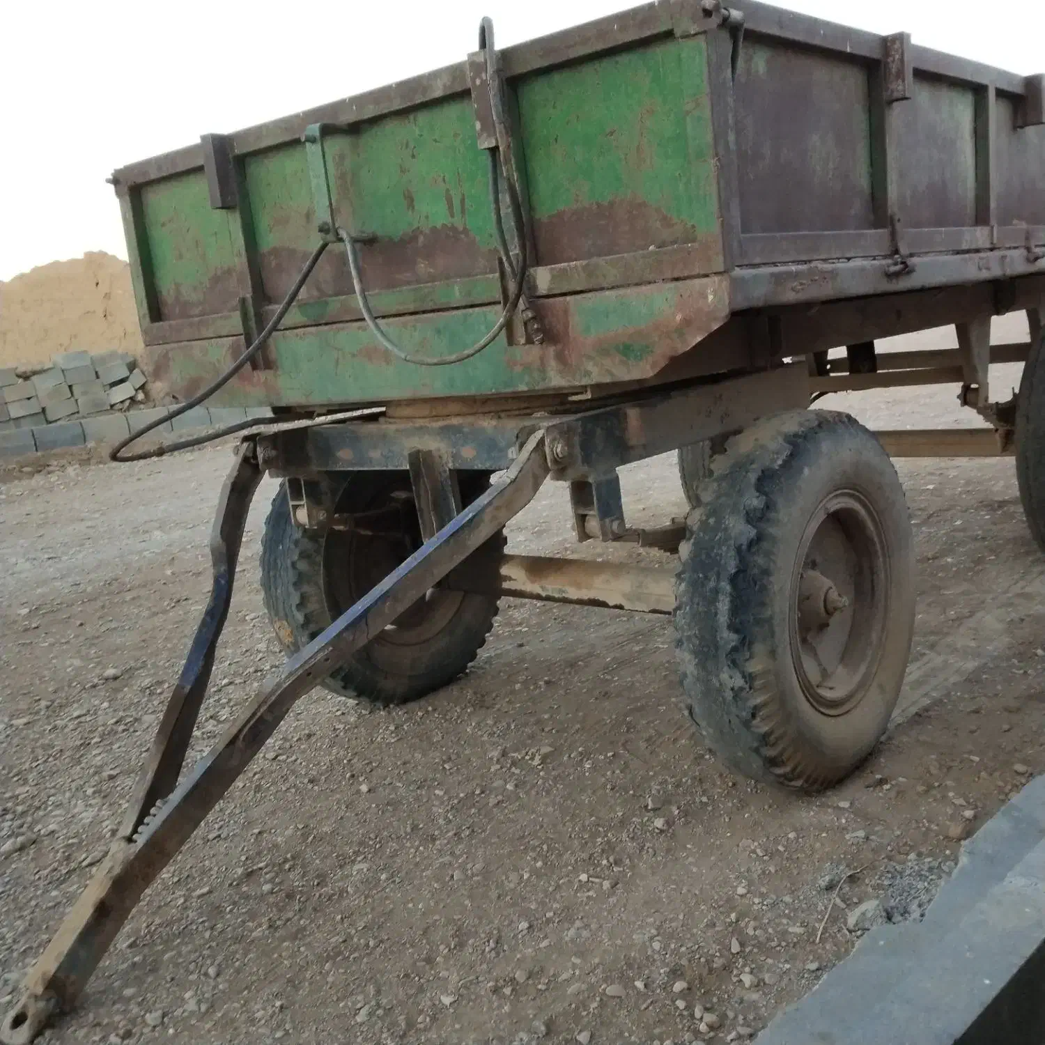 تریلی چهارچرخ|ماشین‌آلات صنعتی|آبکوه, |دیوار