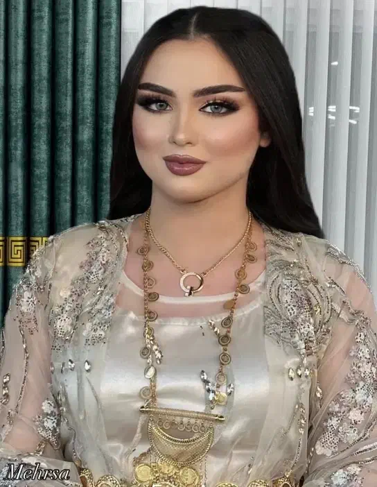 میکاپ شنیون تخصصی /نوبهار و برق|خدمات آرایشگری و زیبایی|کرمانشاه, |دیوار