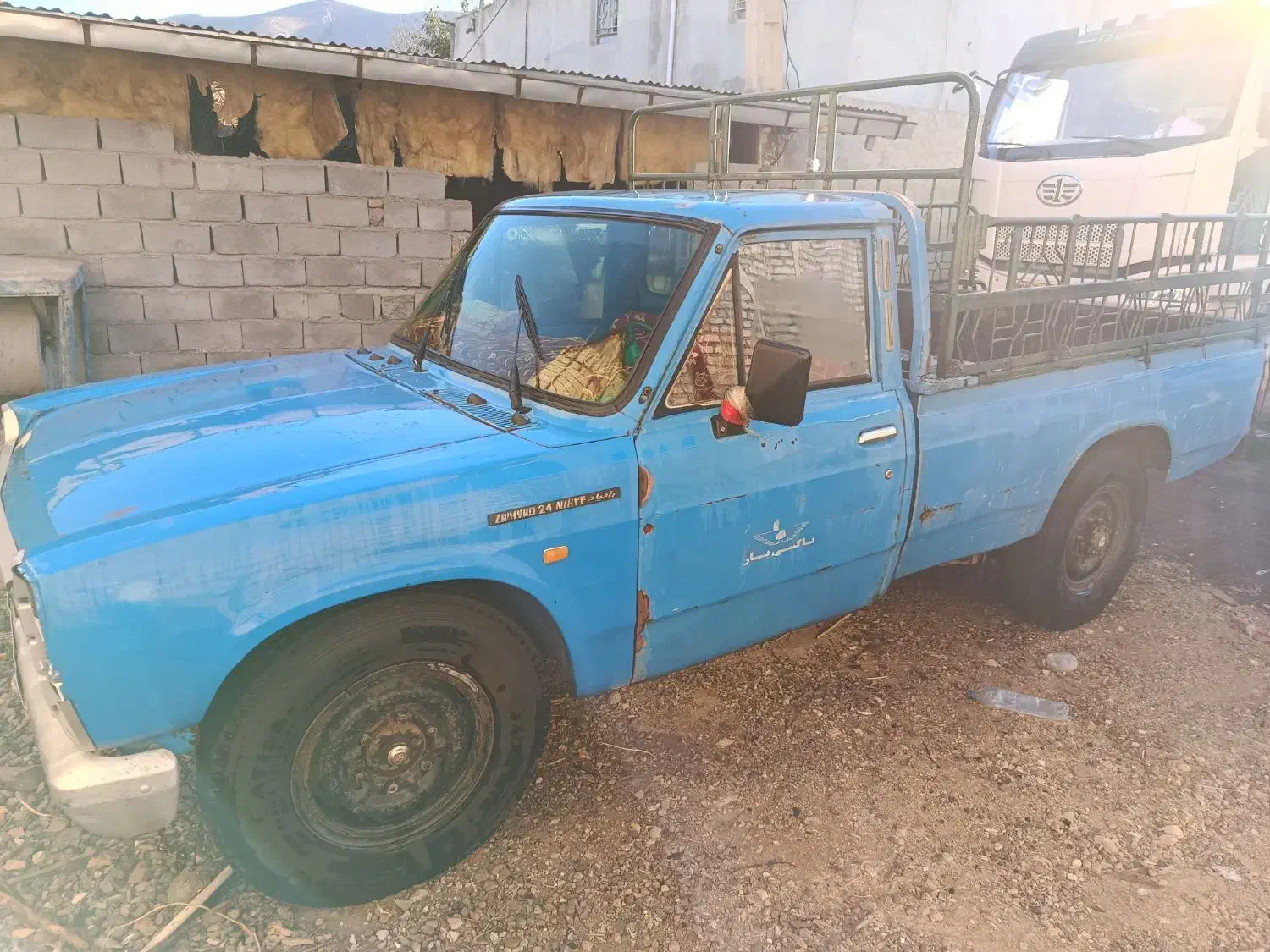 نیسان کاربران|خودرو سواری و وانت|خرم‌آباد, |دیوار