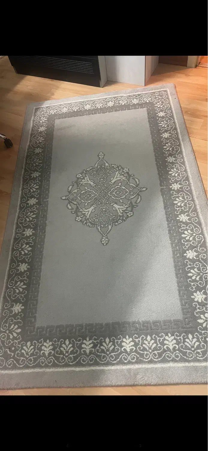 دوعدد فرش ماشینی کاملا سالم و درحد نو|فرش|قزوین, |دیوار