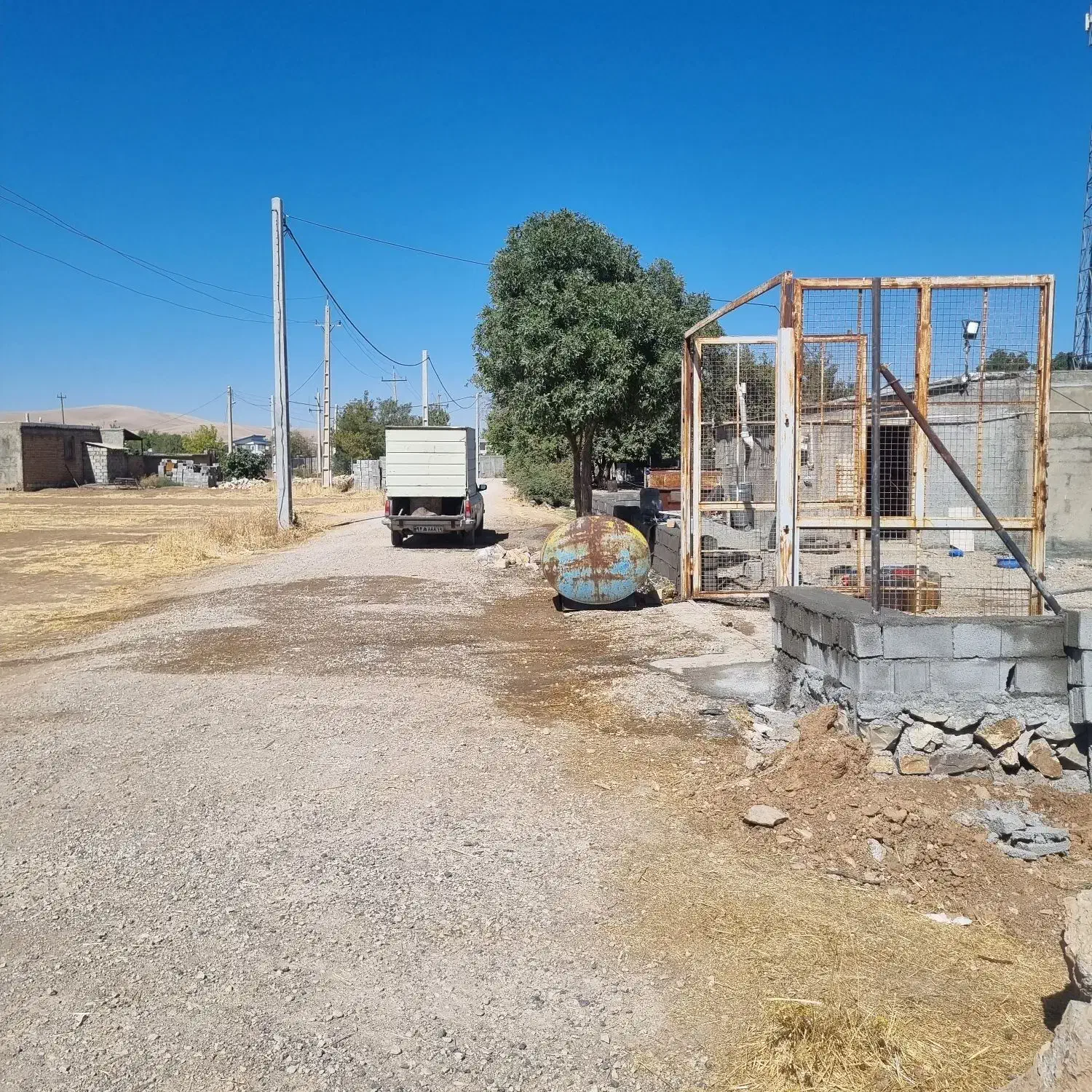 فروش ۱۰۰۰ متری. فقط ۶۰۰ ملیون فقط|فروش دفتر صنعتی، کشاورزی، تجاری|کرمانشاه, |دیوار