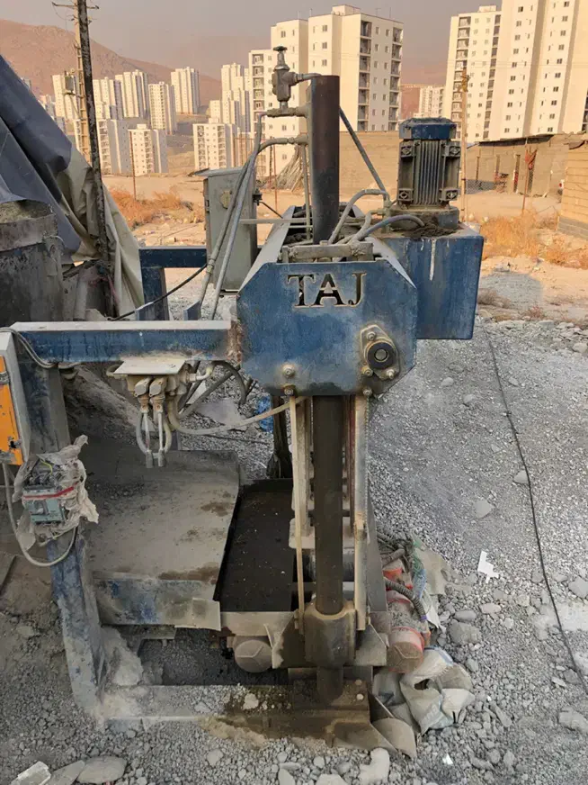 دستگاه بلوک زنی|ماشین‌آلات صنعتی|پردیس, فاز ۱۱|دیوار