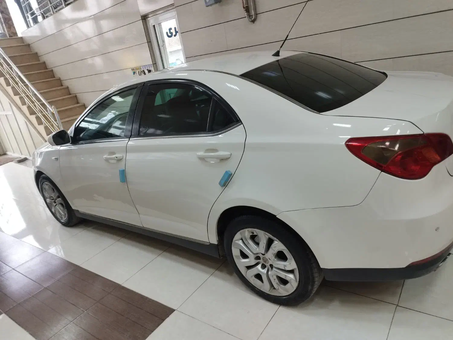 MG 2010|خودرو سواری و وانت|خوی, |دیوار