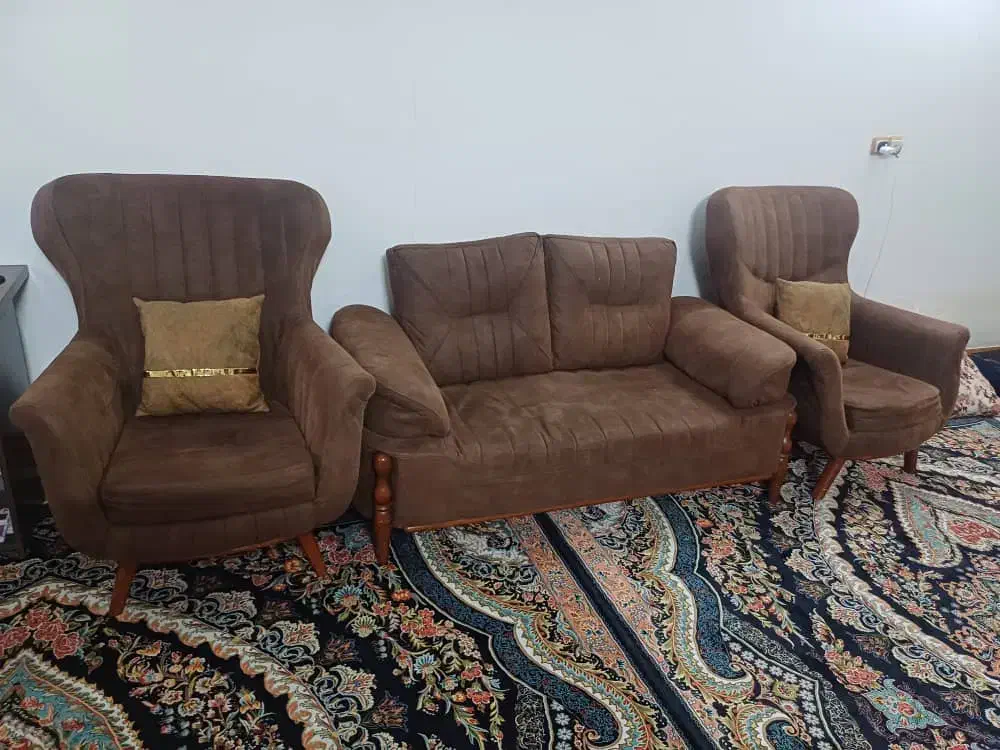 مبل هفت نفره خوش نشین|مبلمان خانگی و میز عسلی|بروجرد, |دیوار