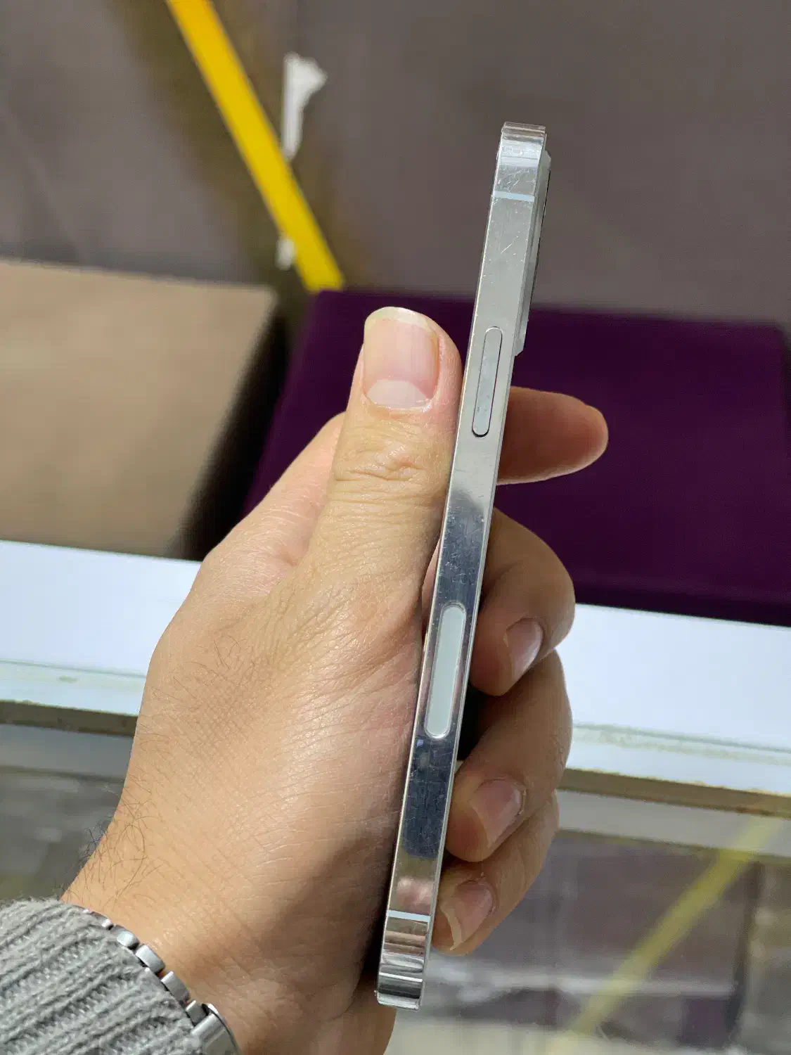 آیفون|موبایل|ربط, |دیوار