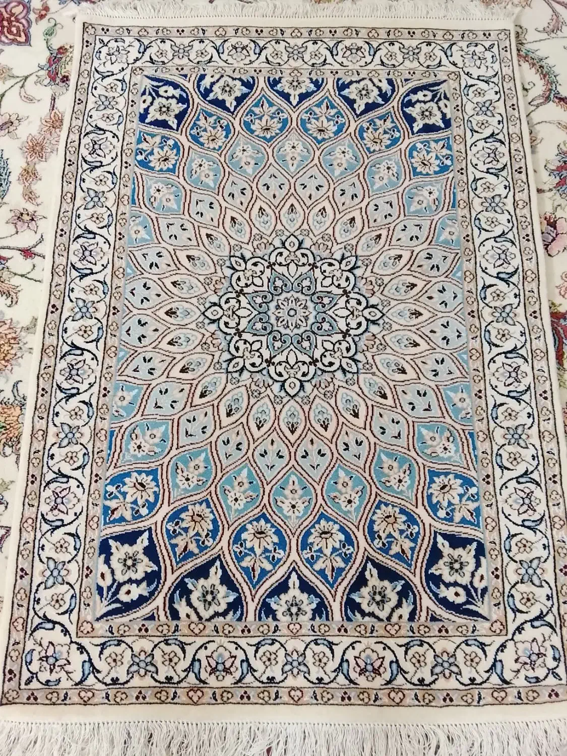 قالیچه دستباف گنبدی بهترین کیفیت تخفیف ویژه فرش|فرش|بجنورد, |دیوار