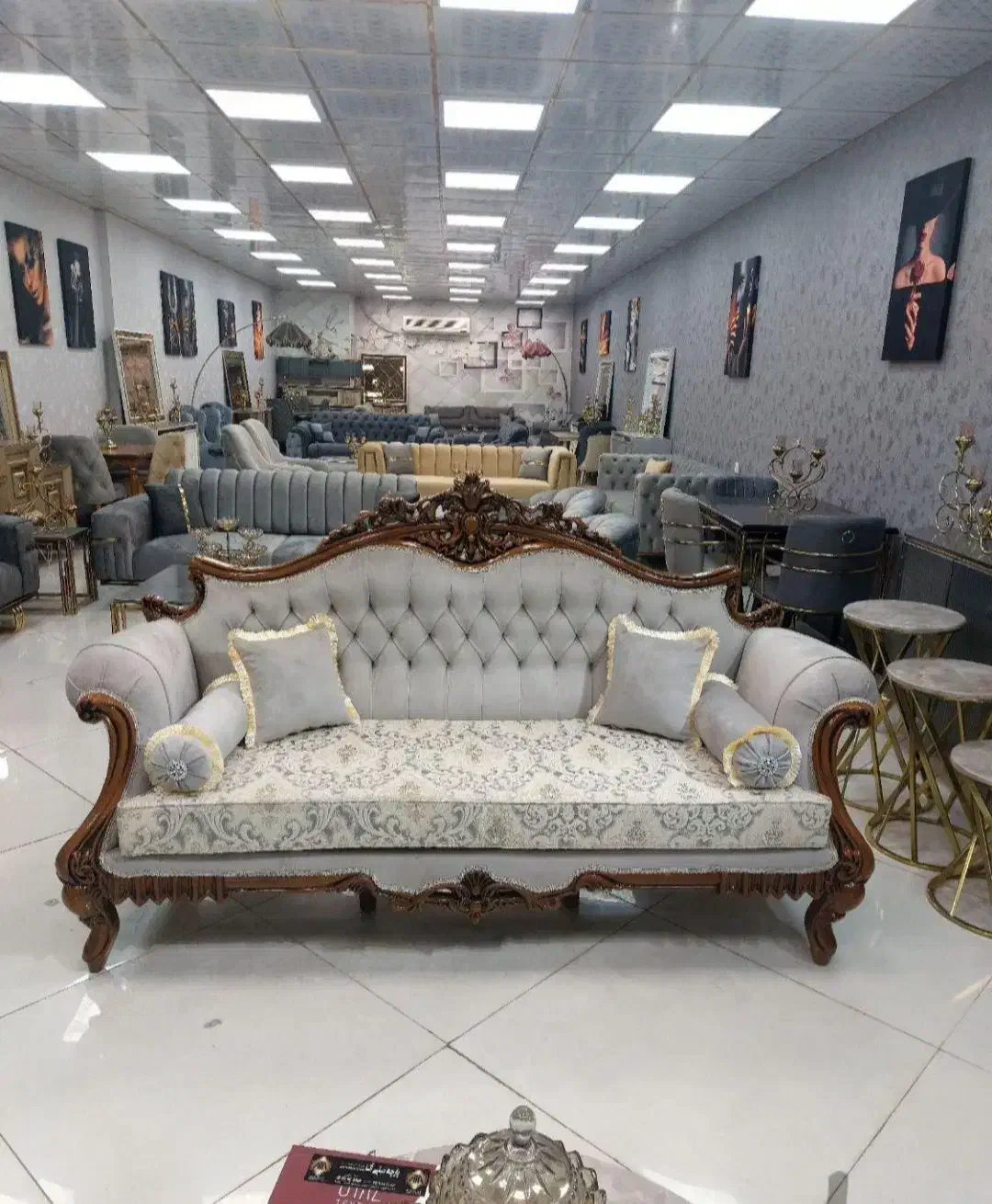 مبل شیک طنــاز/رنگبندی متنوع /با اسفنج مقاوم|مبلمان خانگی و میز عسلی|تبریز, |دیوار