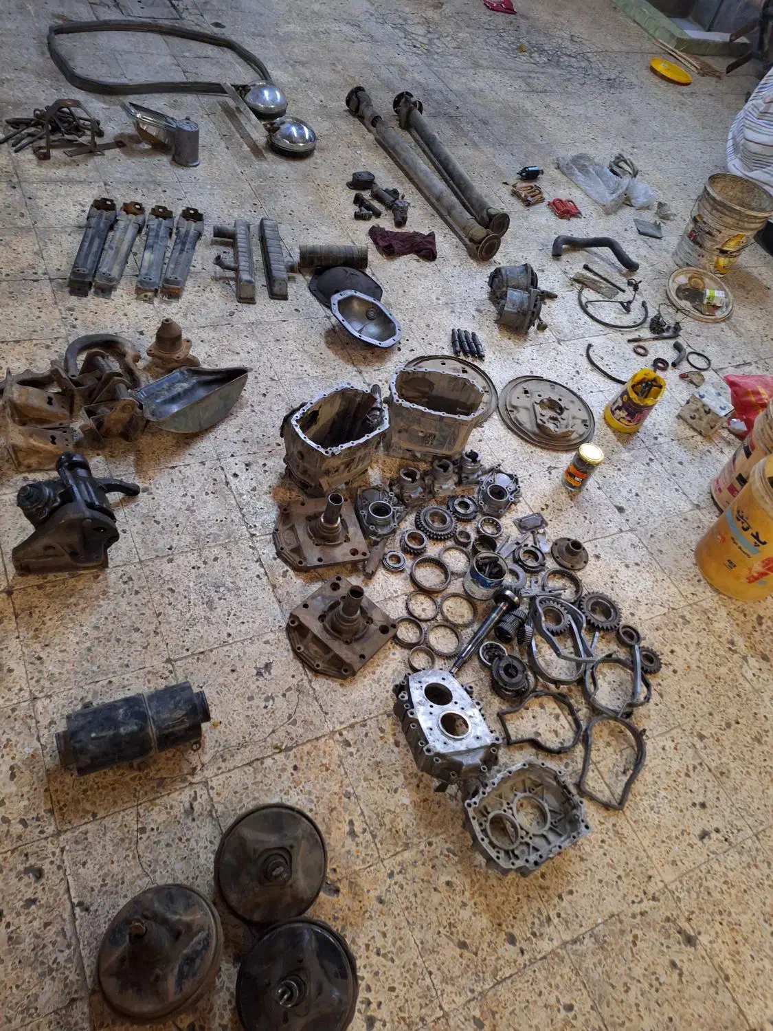 وسایل مینی بوس بنز خاور|قطعات یدکی و لوازم جانبی|کارون, |دیوار