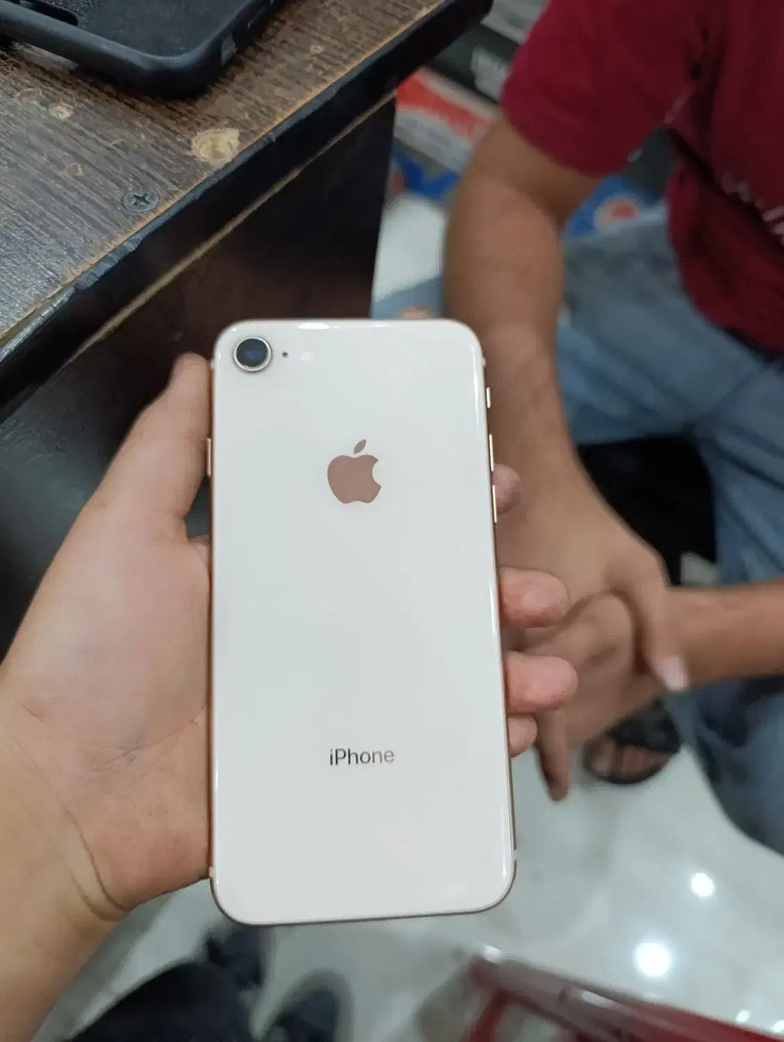 آیفون ۸|موبایل|بم, |دیوار