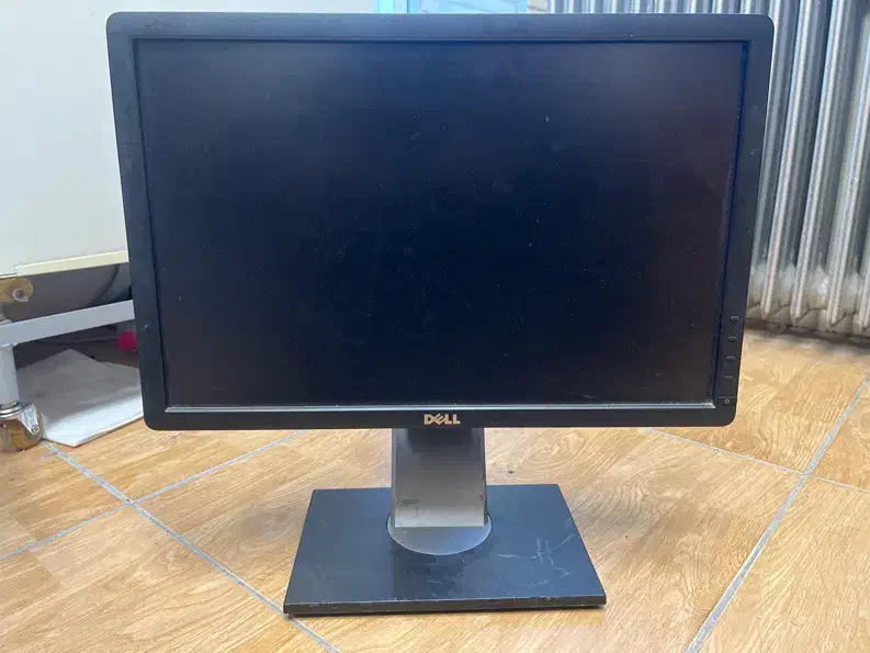 مانیتور dell p1913b کارکرده ۱۹ اینچ|قطعات و لوازم جانبی رایانه|تهران, دانشگاه شریف|دیوار