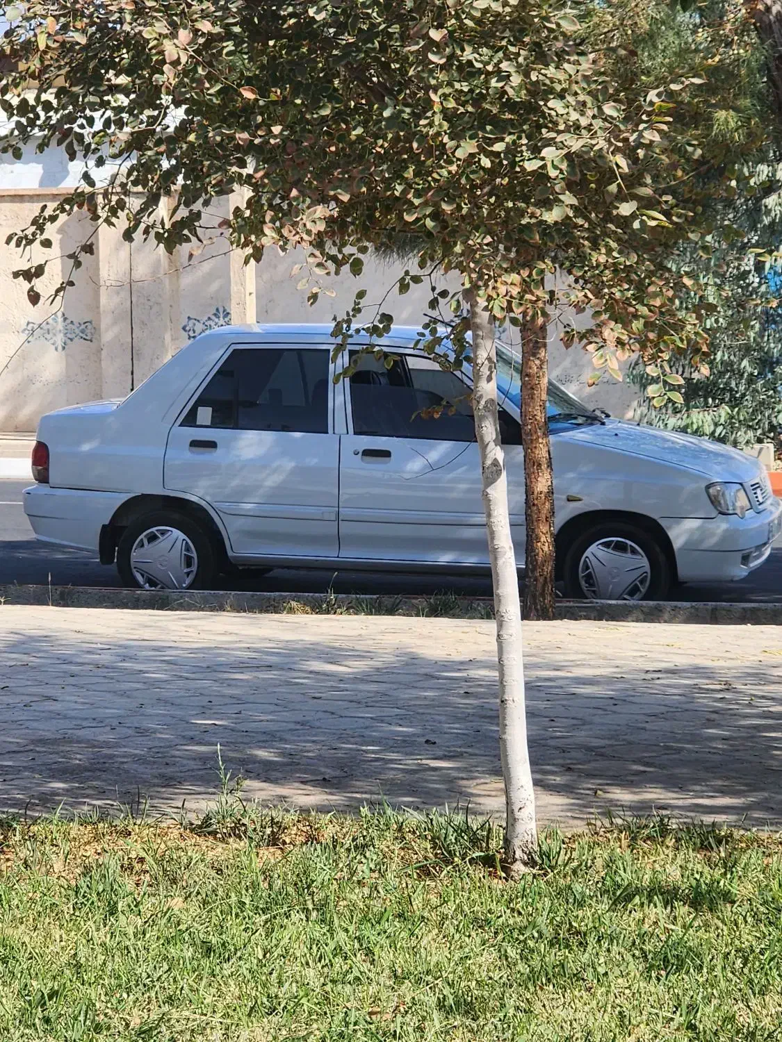 ۱۳۲مدل۹۳هیدرولیک|خودرو سواری و وانت|بردسکن, |دیوار