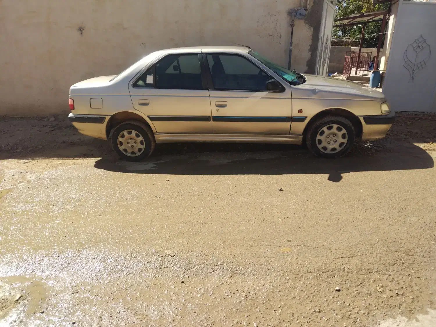 پژو پارس83|خودرو سواری و وانت|سپیدان, |دیوار