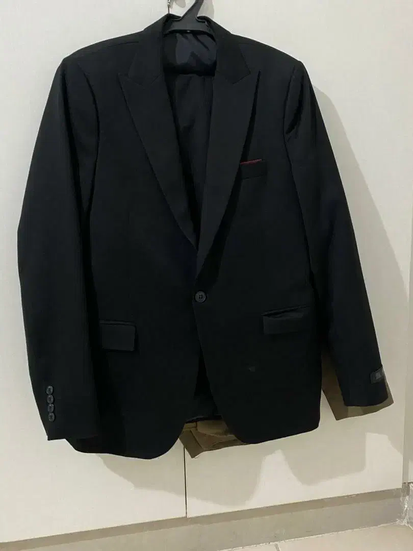 کت وشلوار مشکی|لباس|ایلام, |دیوار