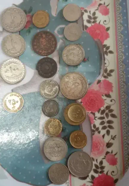 سکه های قیمی|کلکسیون سکه، تمبر، اسکناس|بناب, |دیوار