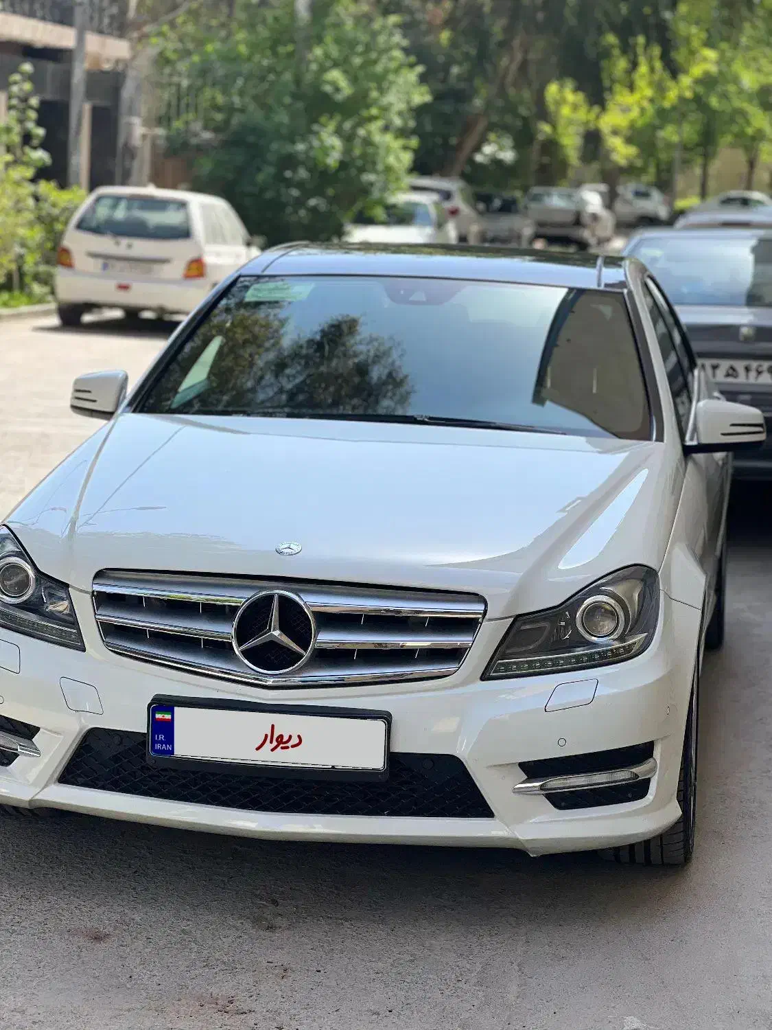 مرسدس بنز c200 مدل 2012 فول فول بلو|خودرو سواری و وانت|تهران, درختی|دیوار