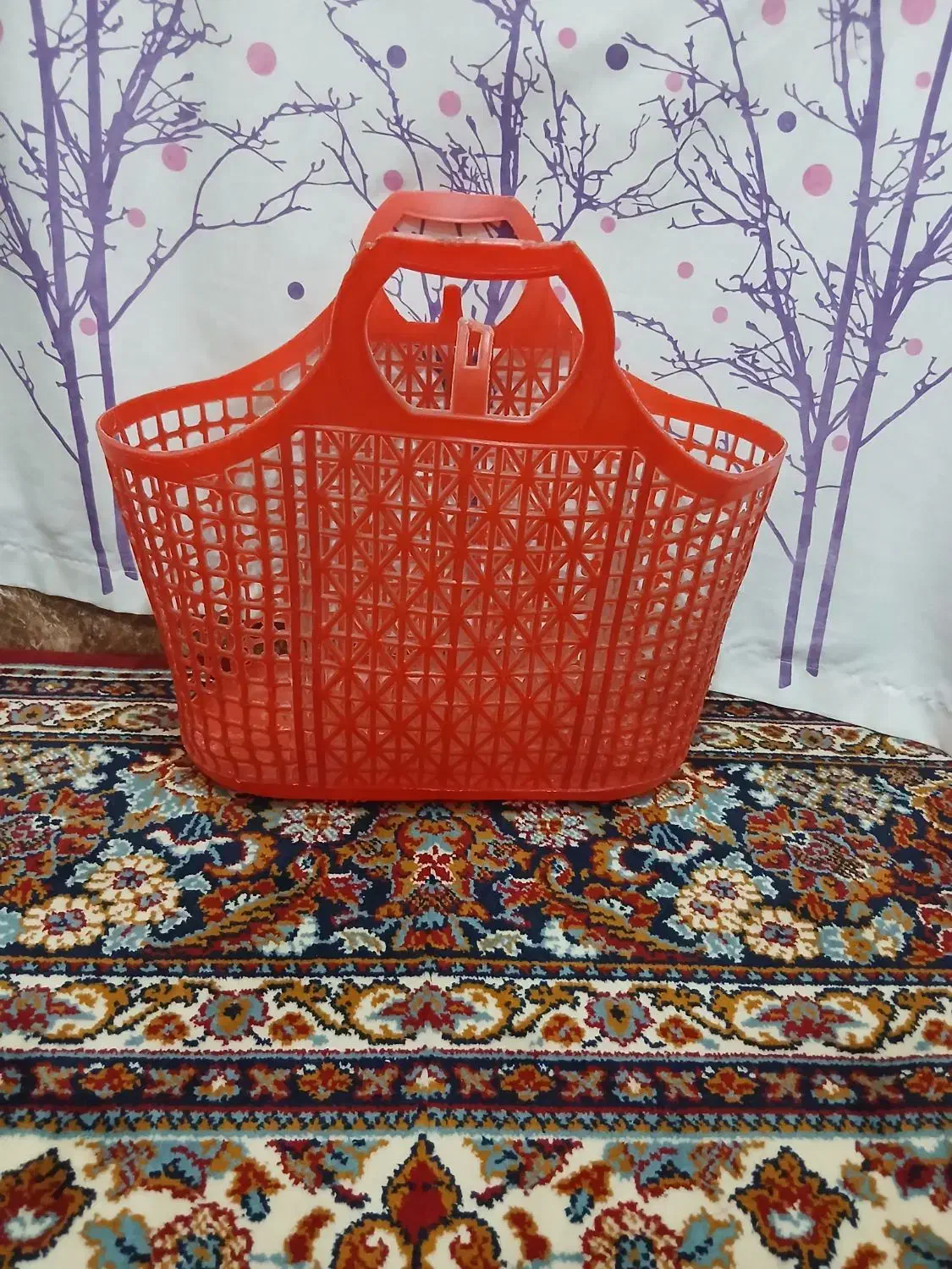 پشتی قدیمی|پشتی|دورود, |دیوار