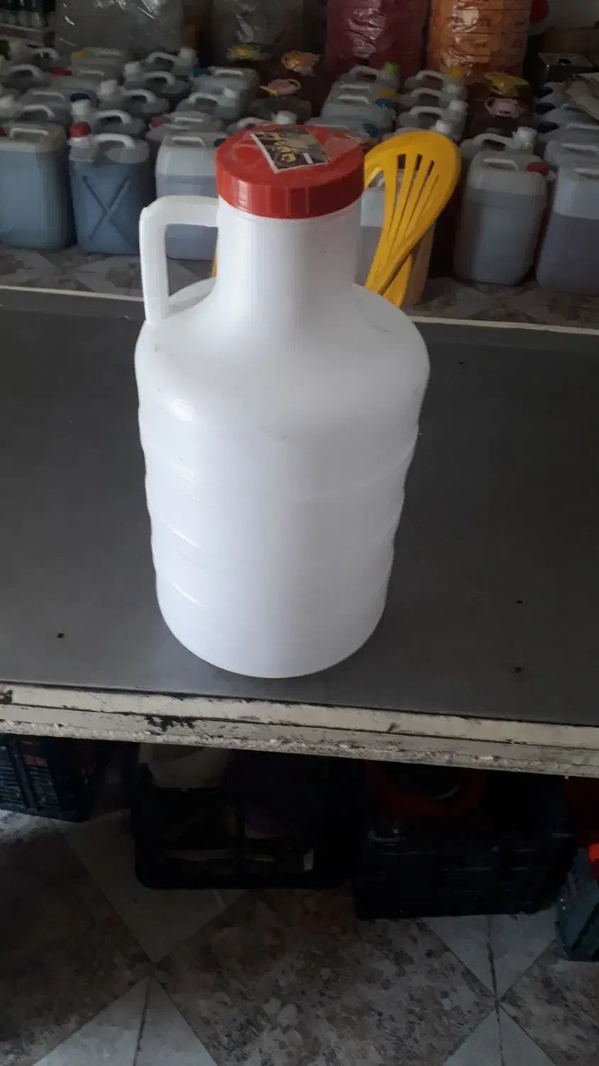 دبه دست دوم تمیز|ظروف نگهدارنده، پلاستیکی، یکبارمصرف|کاشان, کشاورز|دیوار