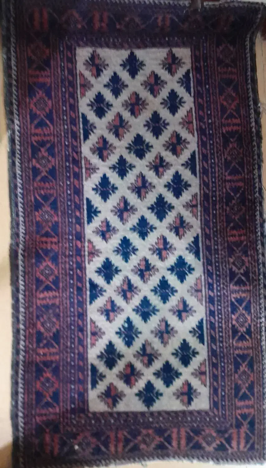 قالیچه قدیمی|فرش|شاهینشهر, شهرک گلدیس|دیوار