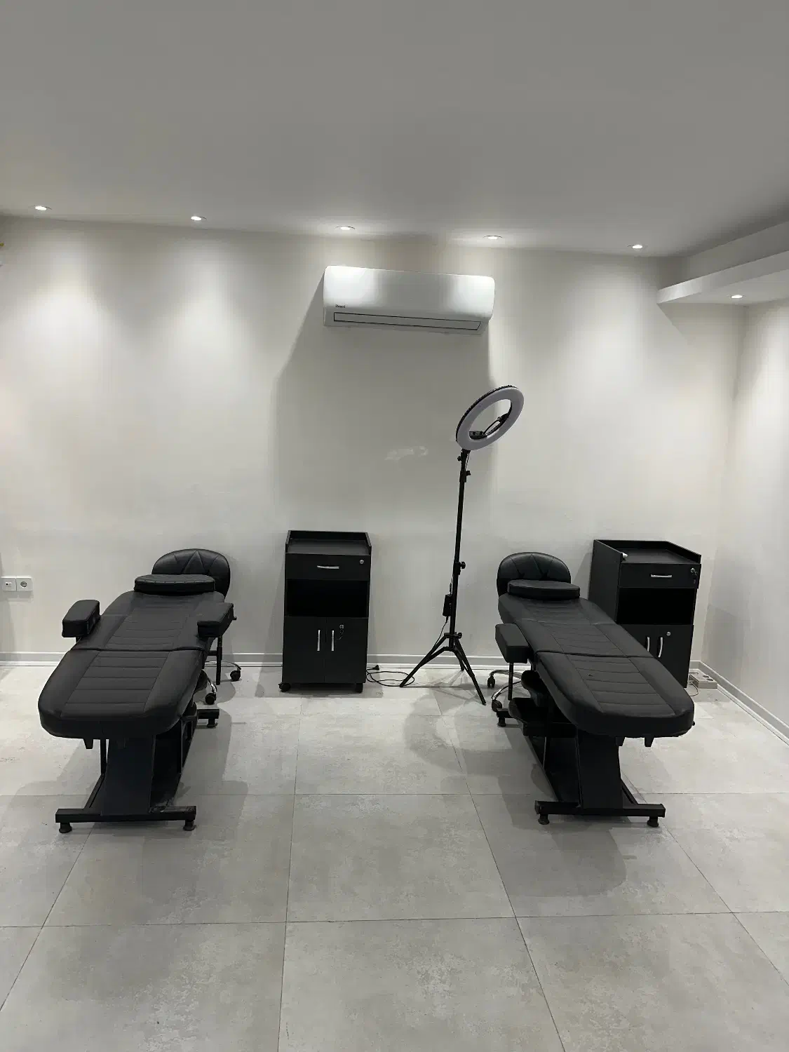 اجاره لاین در سالن زیبایی افتاب یک۲۵۰۰|اجارهٔ دفتر کار، اتاق اداری، مطب|آمل, |دیوار