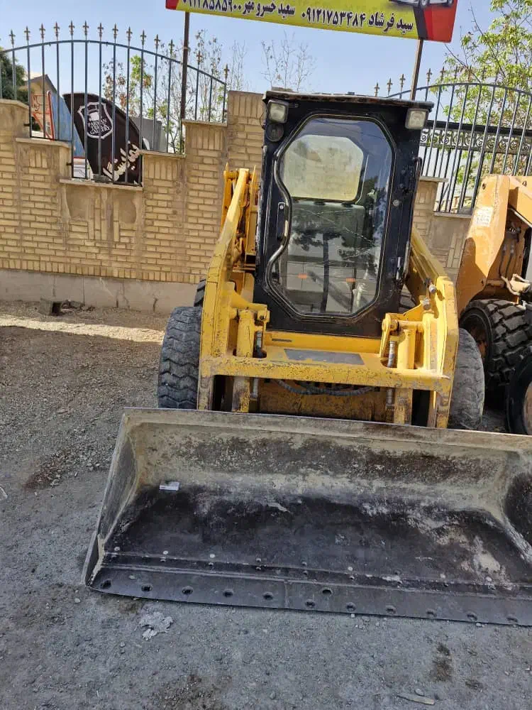 بابکت ۲۰۱۲/بی رنگ/تک برگ سند|خودرو سنگین|تهران, آبشار تهران (دریاچه)|دیوار