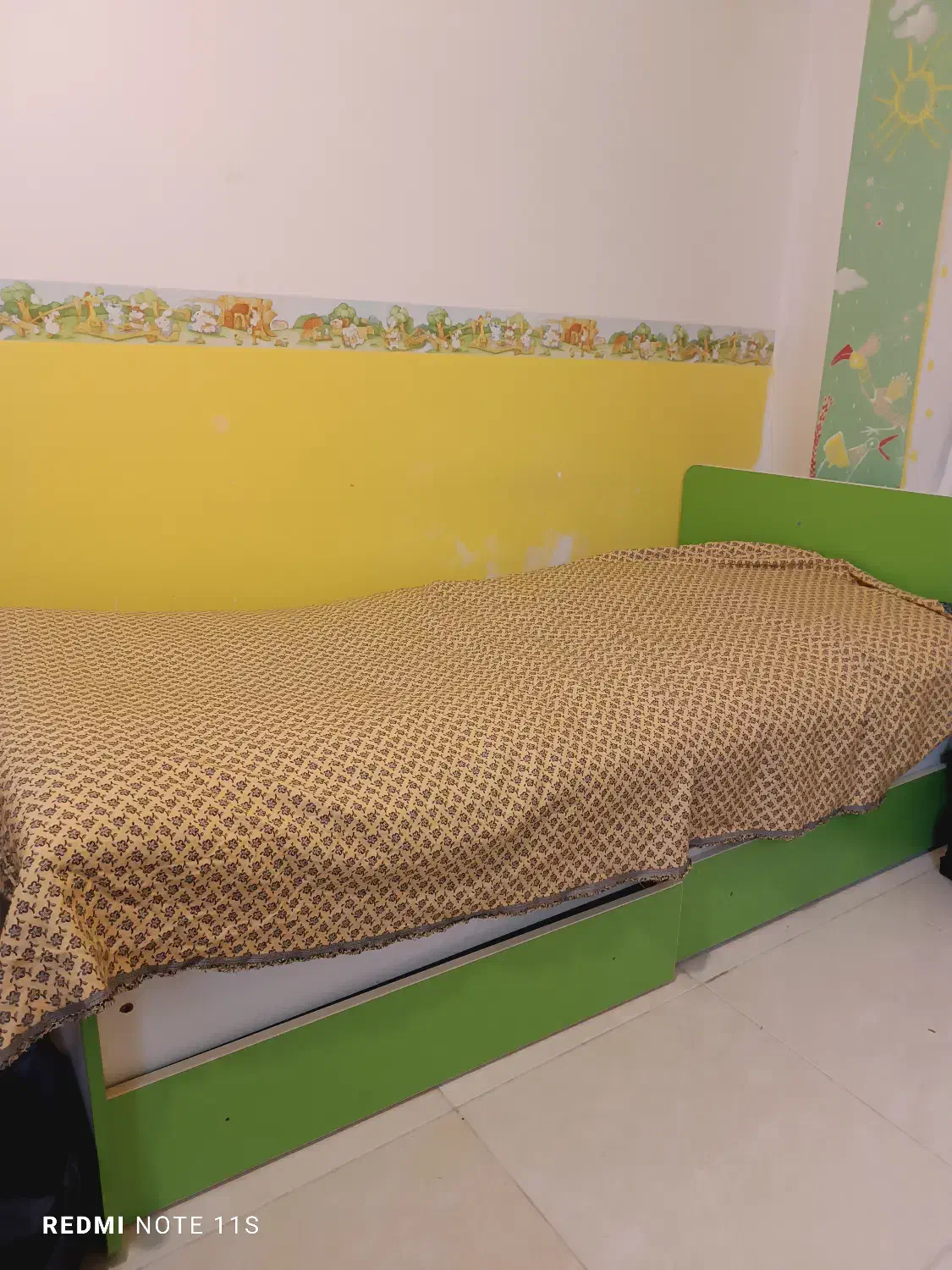 تخت یک نفره نوجوان|تخت و سرویس خواب|سمنان, |دیوار