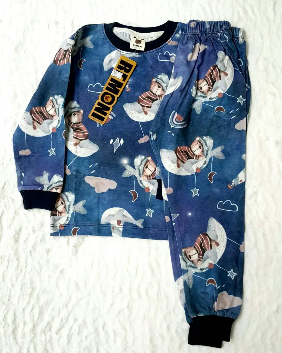 ارسال از تهران است|کفش و لباس بچه|کرمان, |دیوار