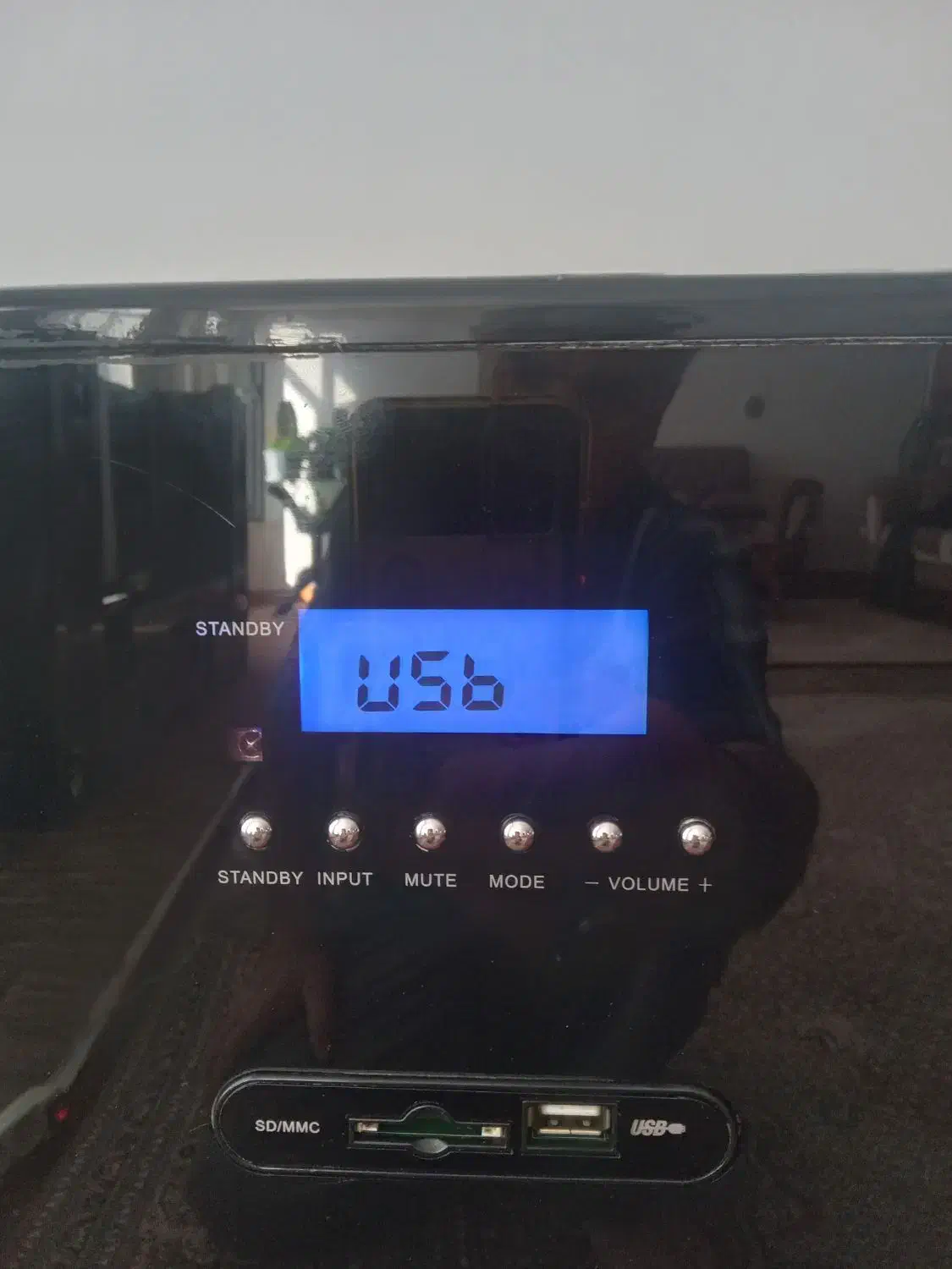 سینما خانواده مارشال،|سیستم صوتی خانگی|اردبیل, |دیوار