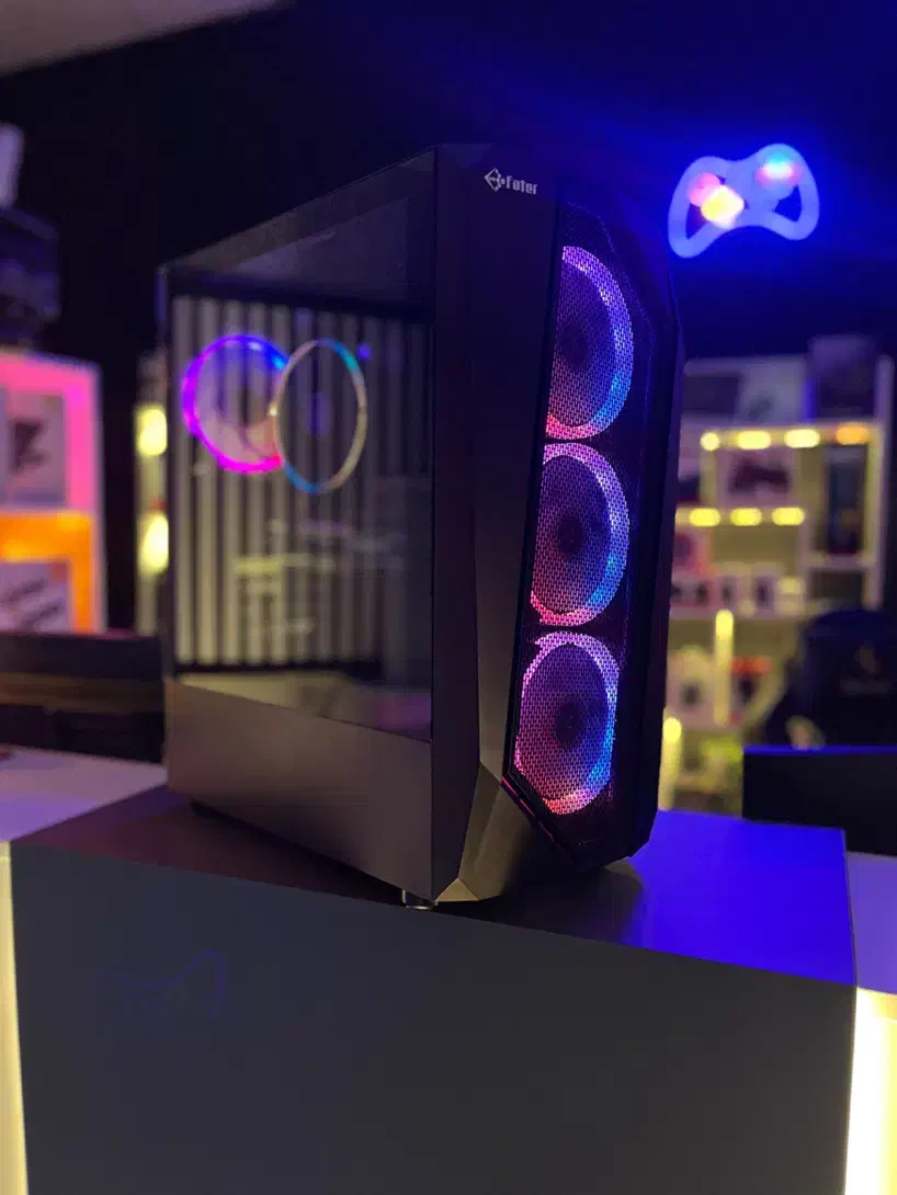 کیس گیمنگ‌ و رندرینگ اقتصادی|رایانه رومیزی|تهران, شهرک چیتگر|دیوار