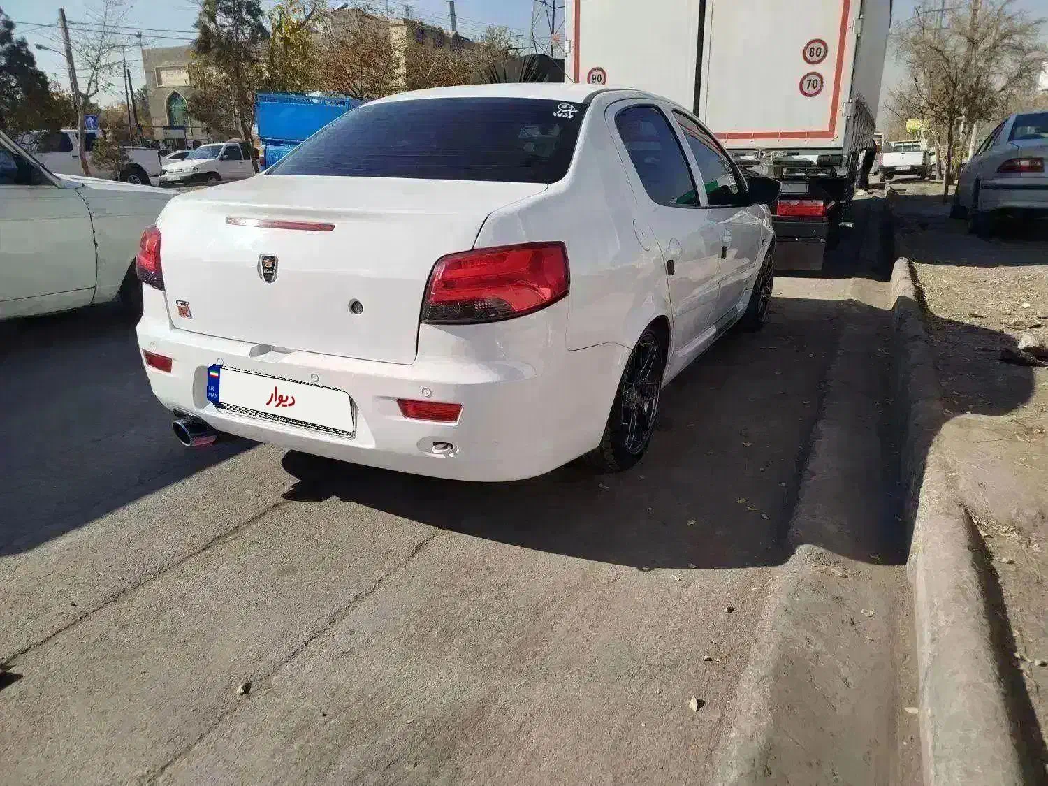 راناtu5مدل۹۲بیرنگ لای کاغذی،پنوماتیک|خودرو سواری و وانت|مشهد, هفده شهریور|دیوار