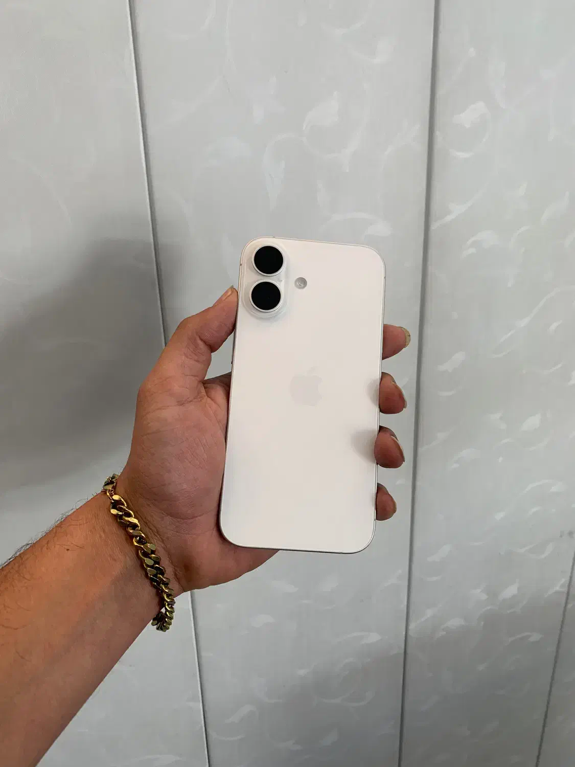 آیفون ۱۶ نرمال ۲۵۶ گیگ|موبایل|شیراز, زند|دیوار