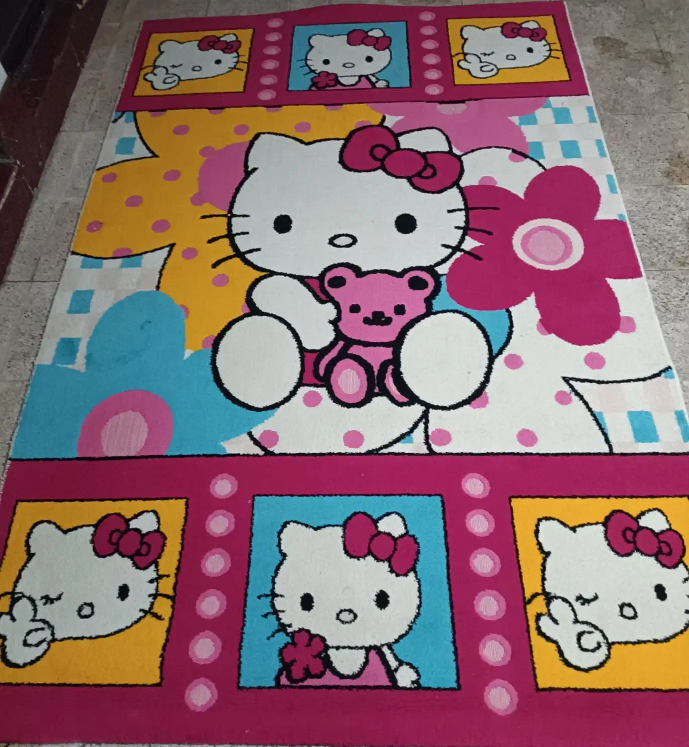 فرش کودک تمیز و سالم ۴متری|فرش|قزوین, |دیوار