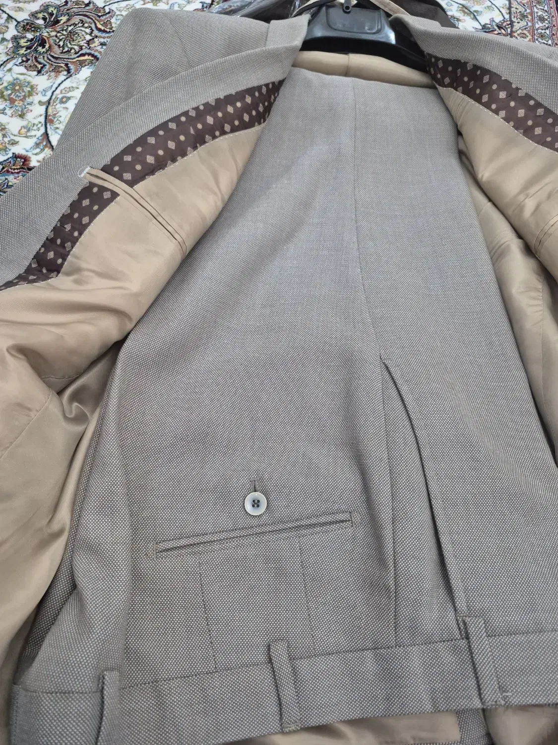 کت و شلوار|لباس|ابهر, |دیوار