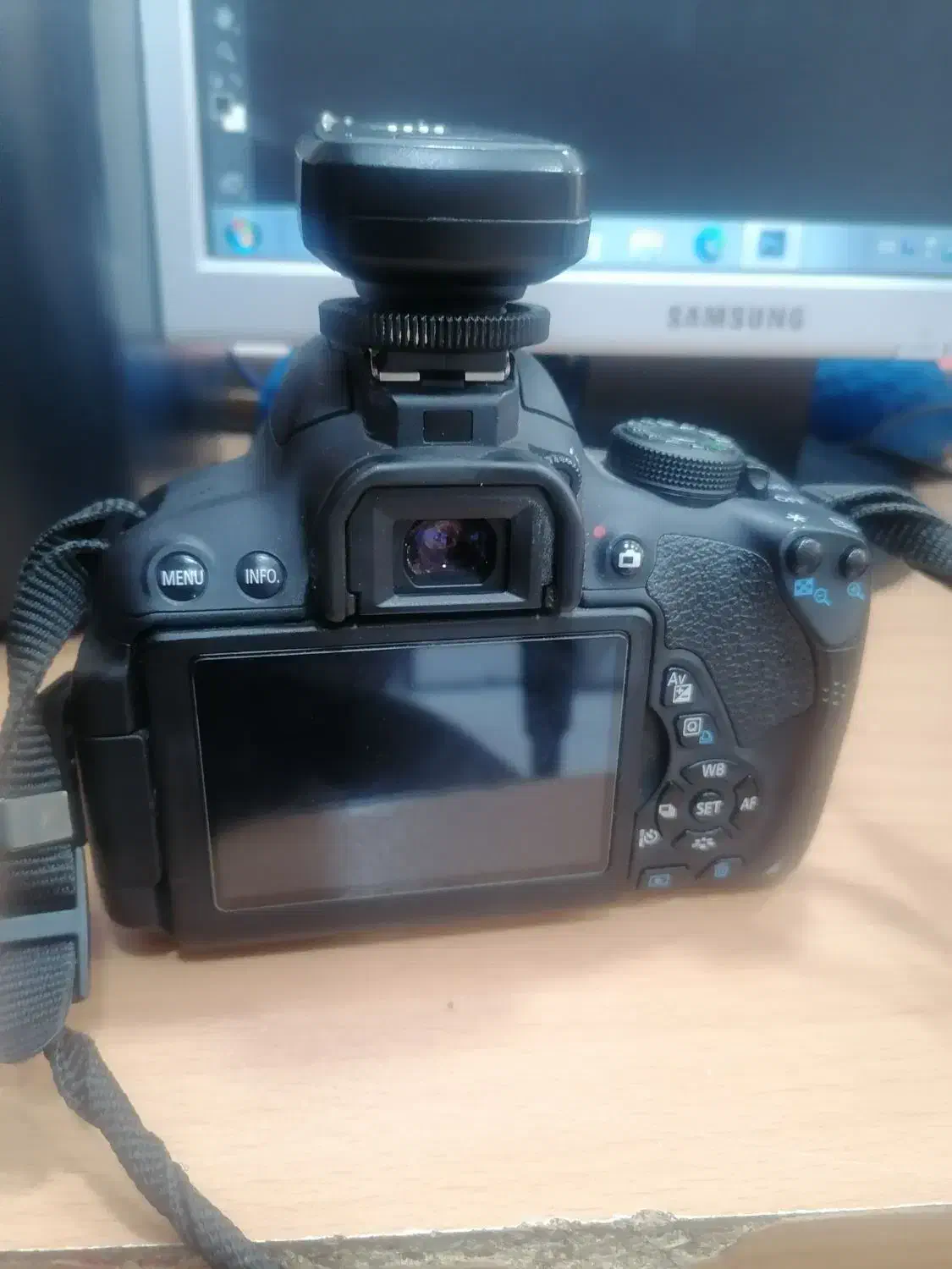 دوربین کنون  d700 همراه لنز. 135.18|دوربین عکاسی و فیلم‌برداری|لنجان, |دیوار