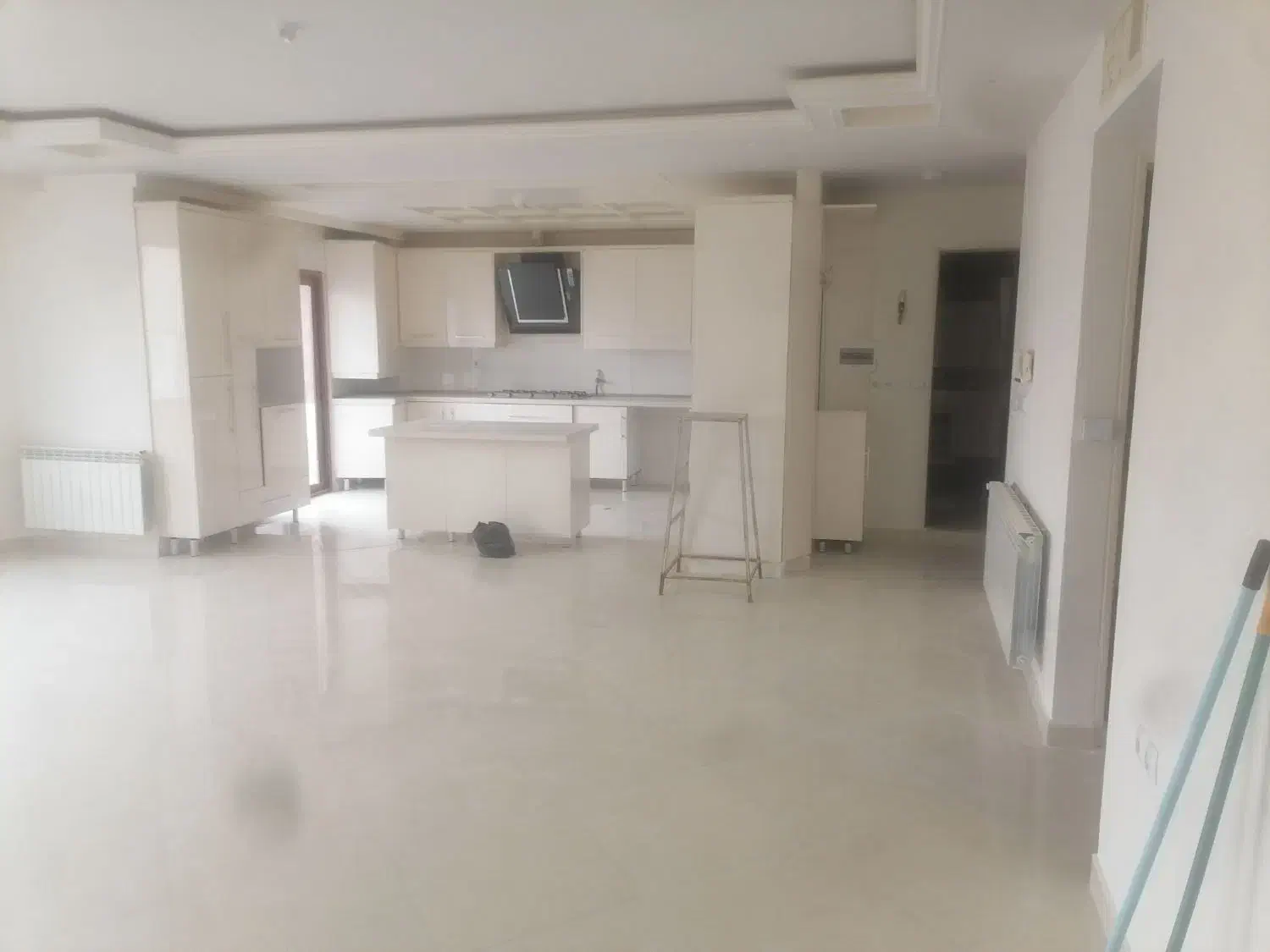 اپارتمان دوکله بر رهن و اجاره|اجارهٔ آپارتمان|اراک, |دیوار