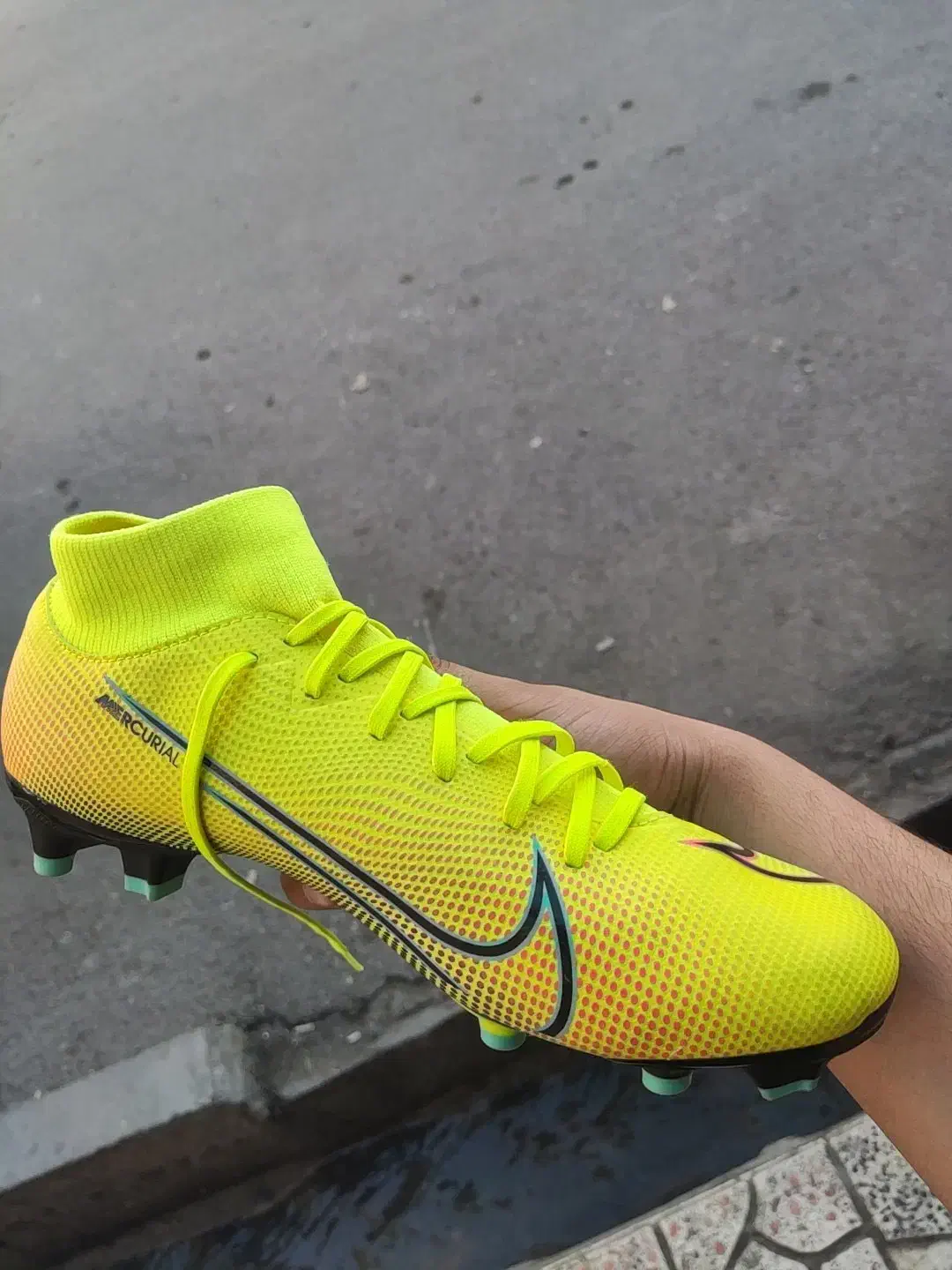 استوک کفش|کیف، کفش، کمربند|ری, علایین|دیوار