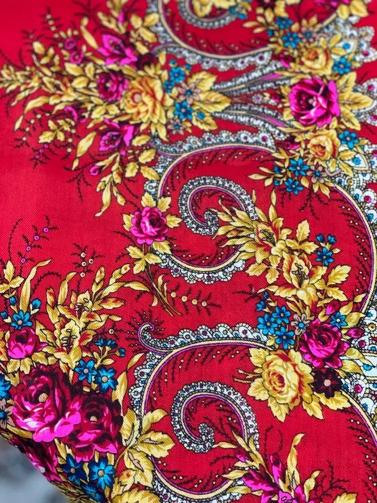 پشتند اصل سه رنگ|لباس|مهاباد (آذربایجان غربی), |دیوار