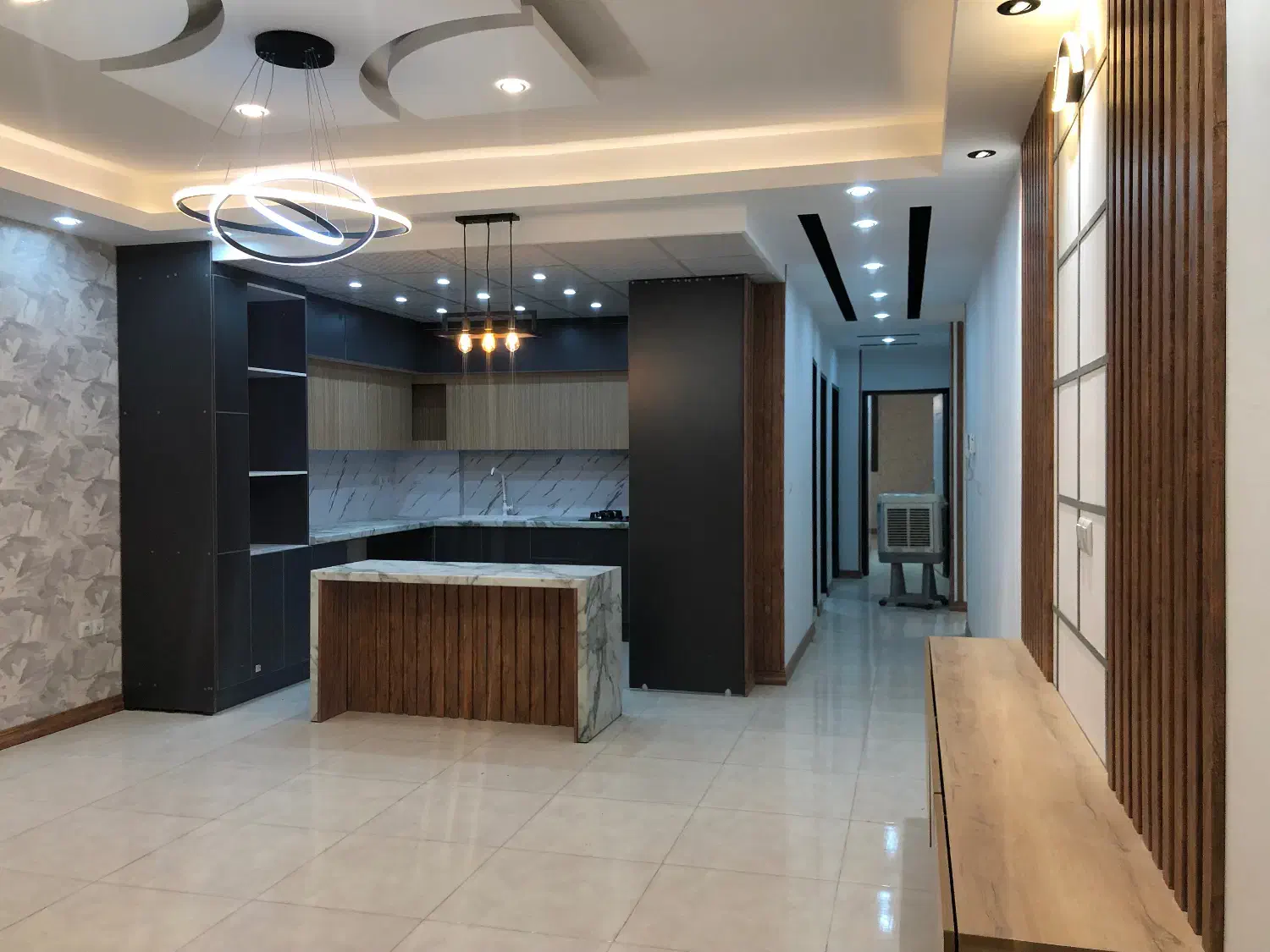 رهن و اجاره سه واحدی شخصی ساز|اجارهٔ خانه و ویلا|صدرا-فارس, فاز ۱|دیوار