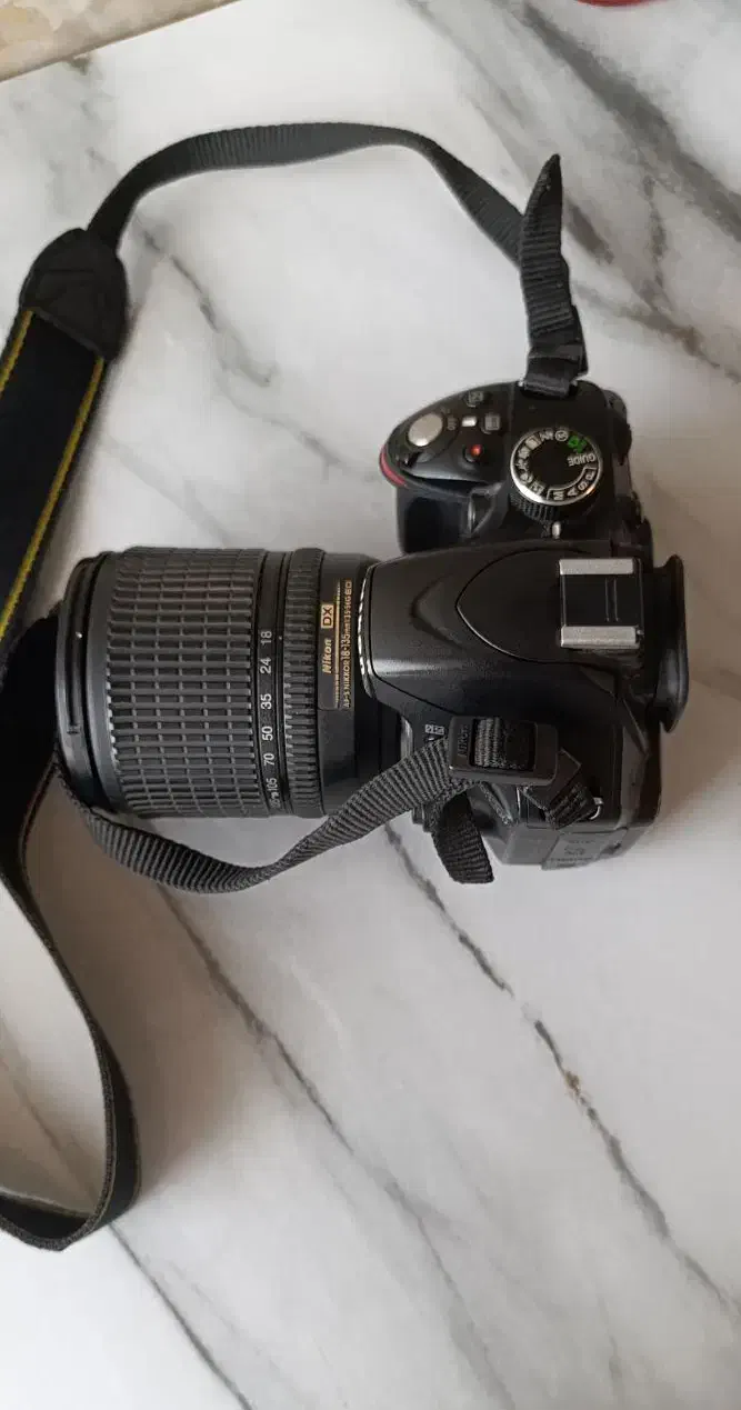 دوربین nikon ۳۲۰۰d با لنز 18-135 کاملا سالم|دوربین عکاسی و فیلم‌برداری|ری, دولت‌آباد|دیوار