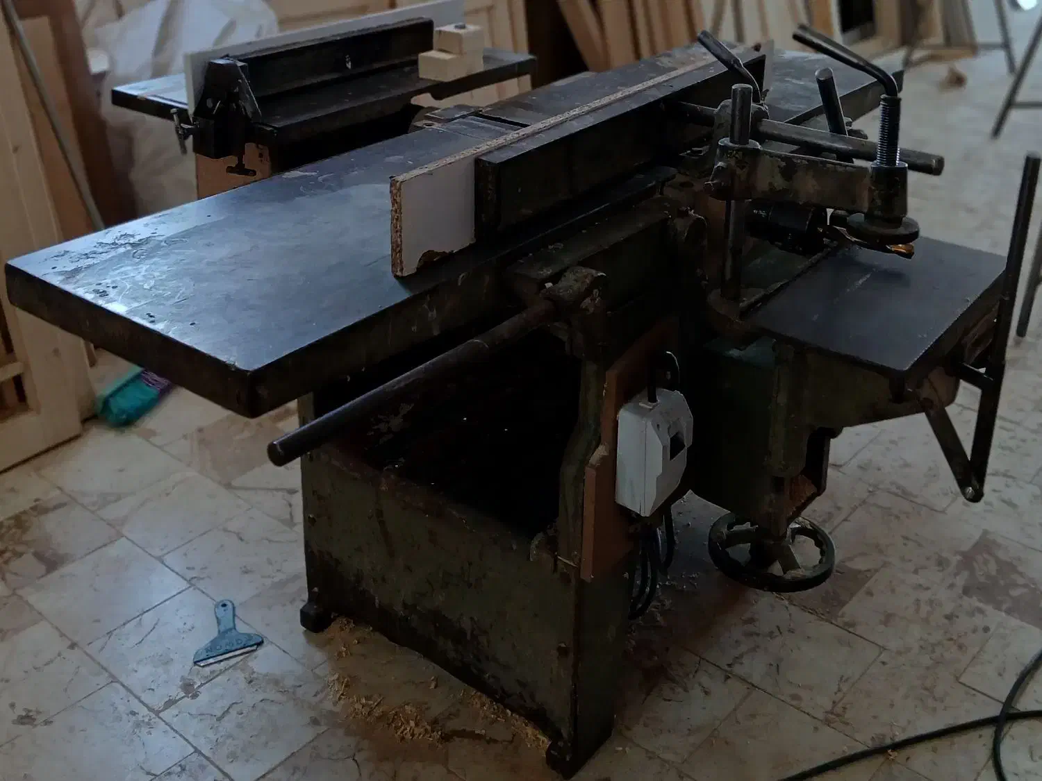 فروش دستگاه ،ابزار آلات کارگاه نجاری یکجا زیر قیمت|ابزارآلات|مشهد, امام خمینی|دیوار