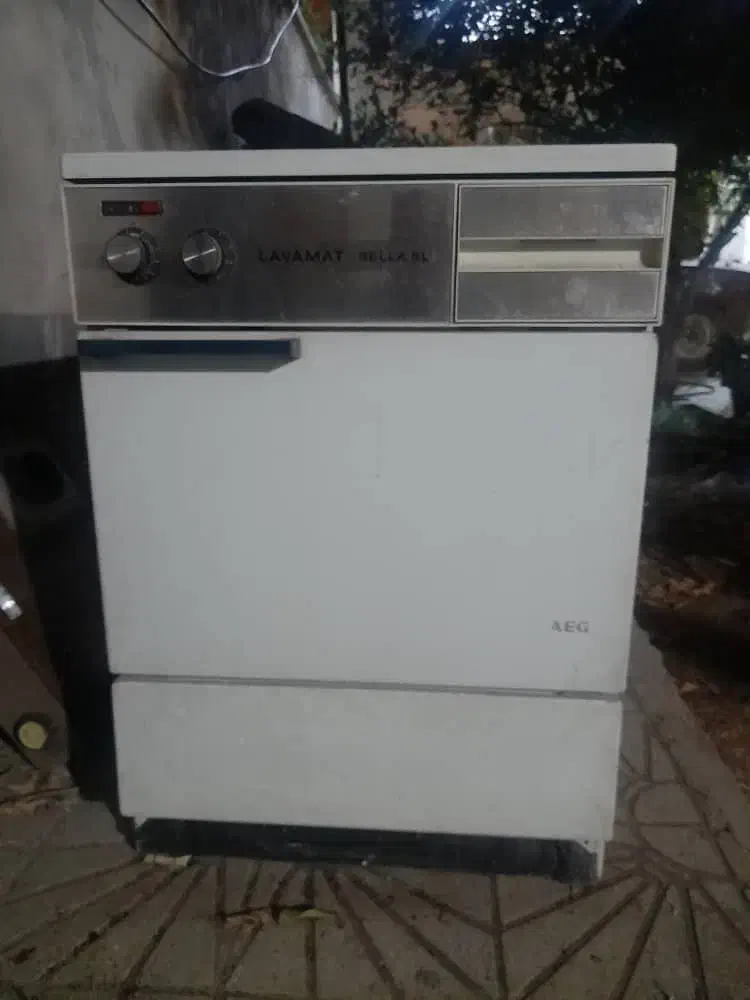 لباسشویی اتوماتیک آلمانی AEG|ماشین لباسشویی و خشک‌کن لباس|شیراز, فخرآباد (دروازه کازرون)|دیوار